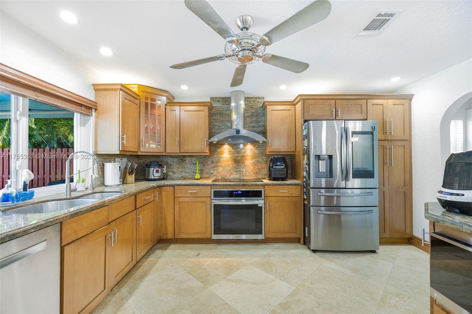 847 W Plantation Cir, Plantation, Florida image 32