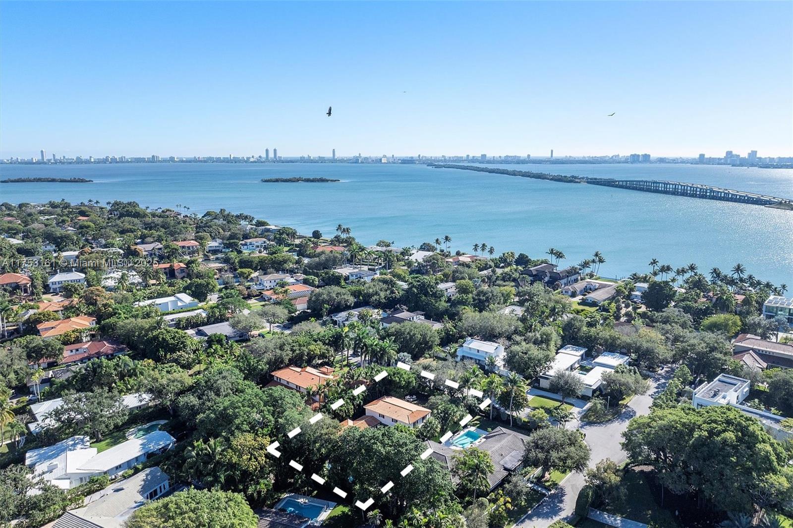 House for Sale in Miami, FL