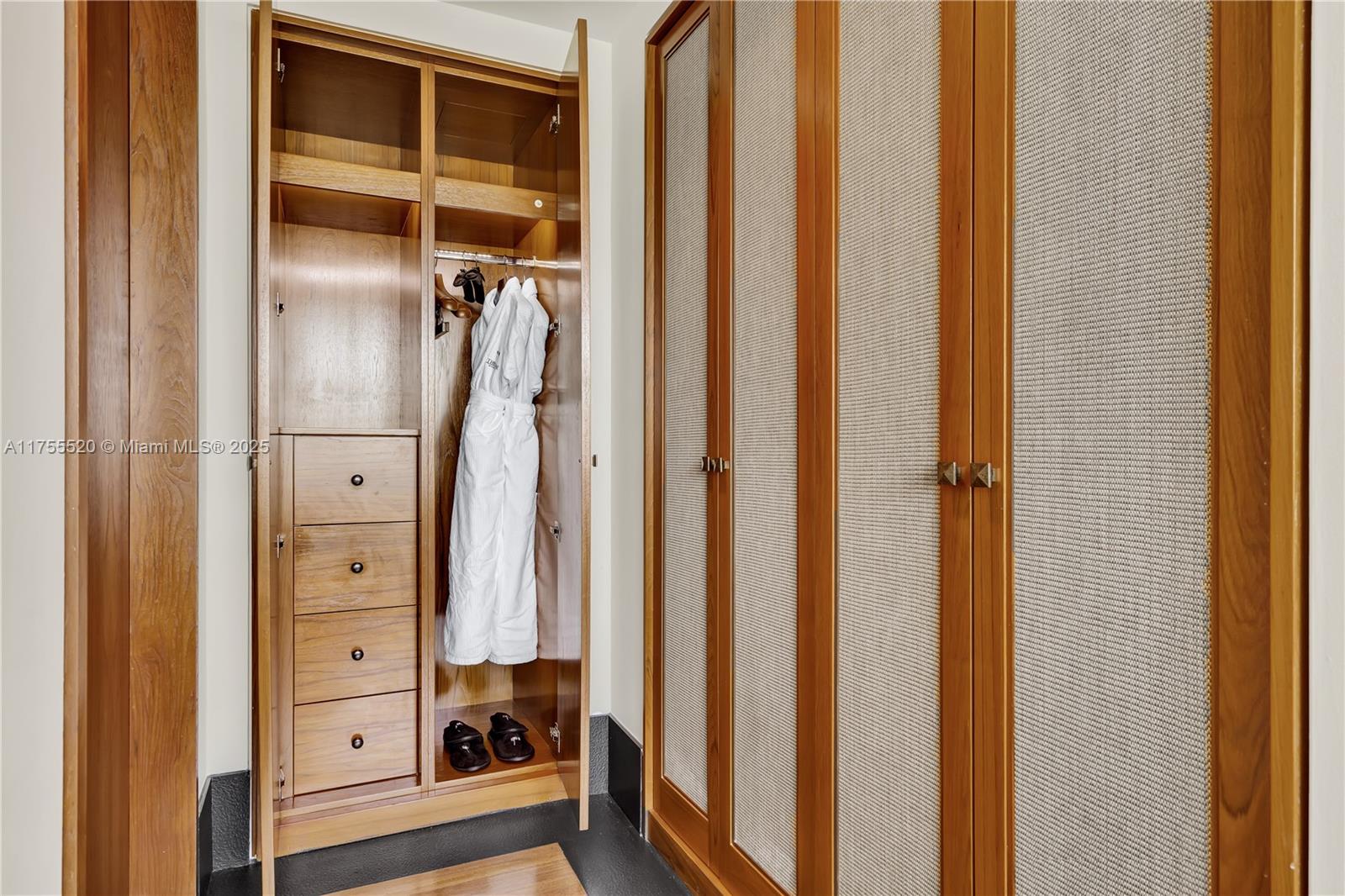 Listing Photo 25