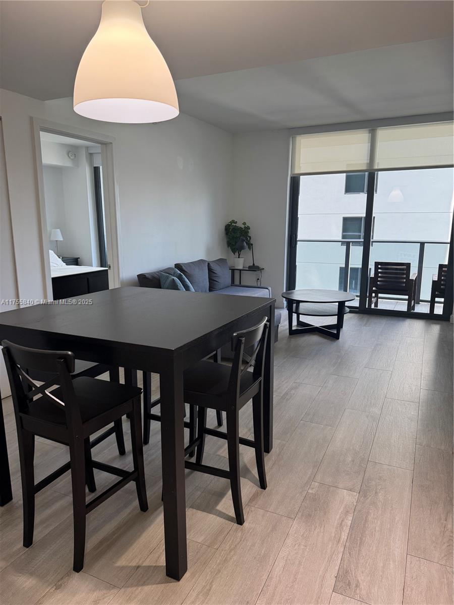 55 SW 9th St #1810, Miami FL 33130
