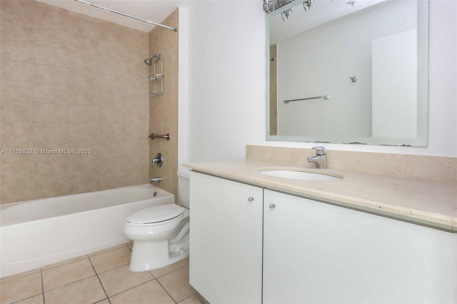 Listing Photo 14