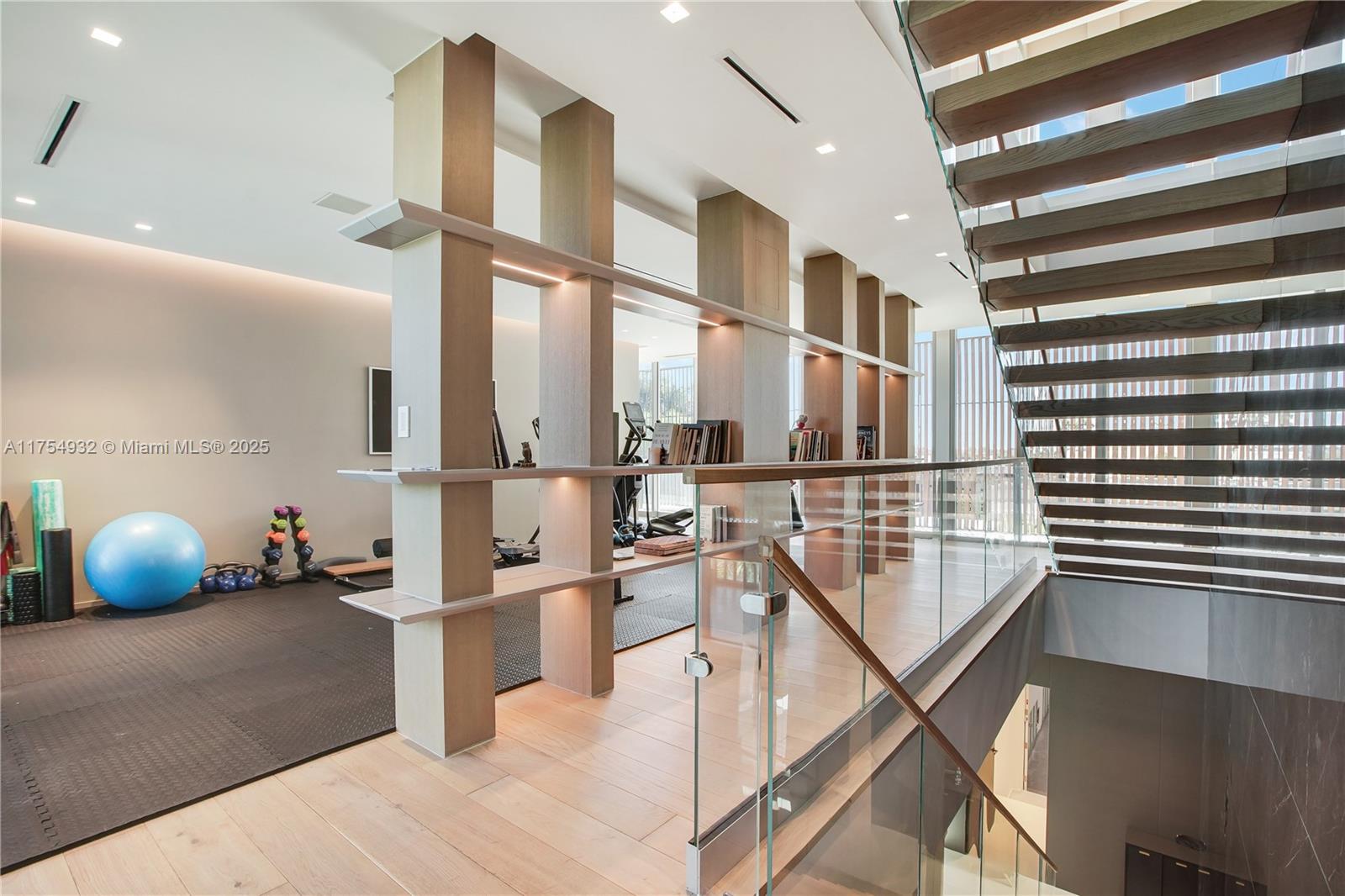 13390 Biscayne Bay Dr, North Miami, Florida image 22