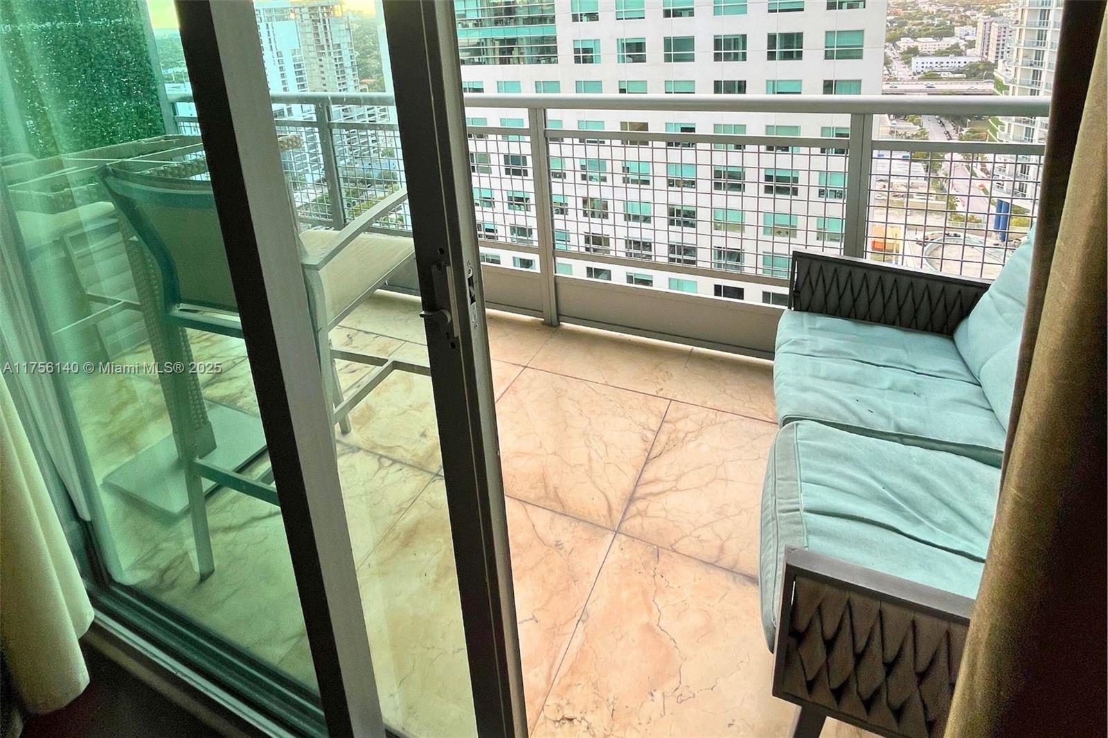 690 SW 1st Ct #2718, Miami FL 33130
