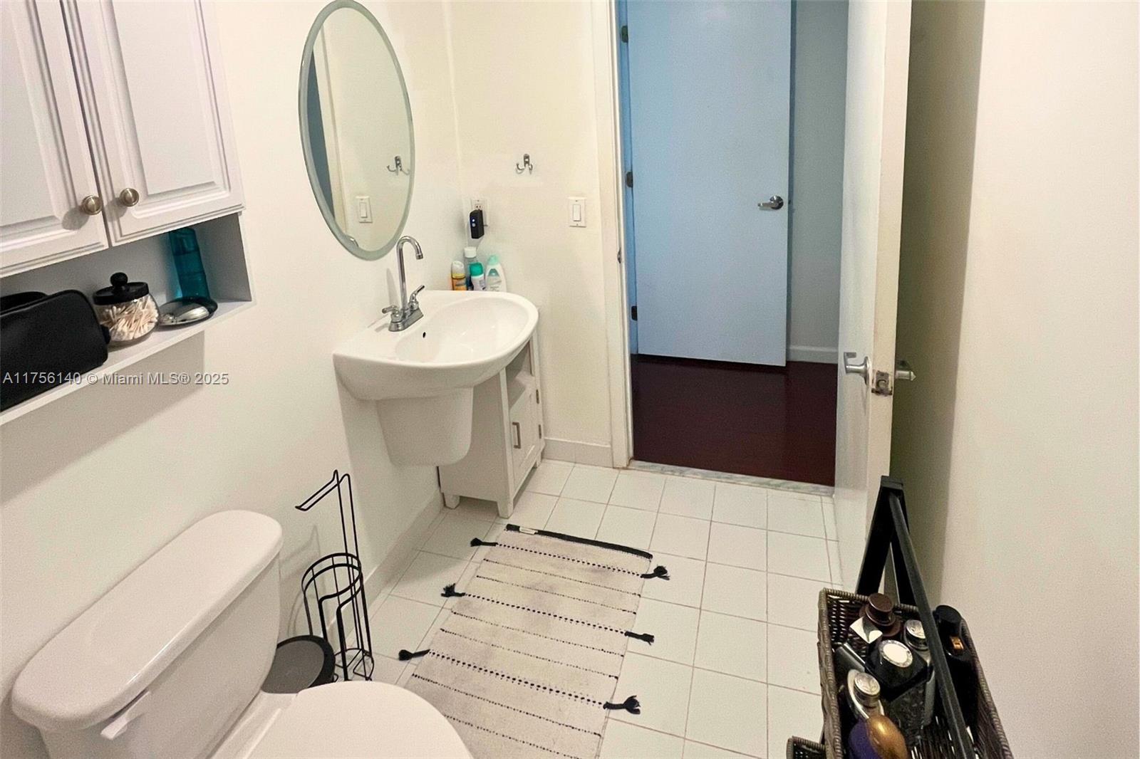 690 SW 1st Ct #2718, Miami FL 33130