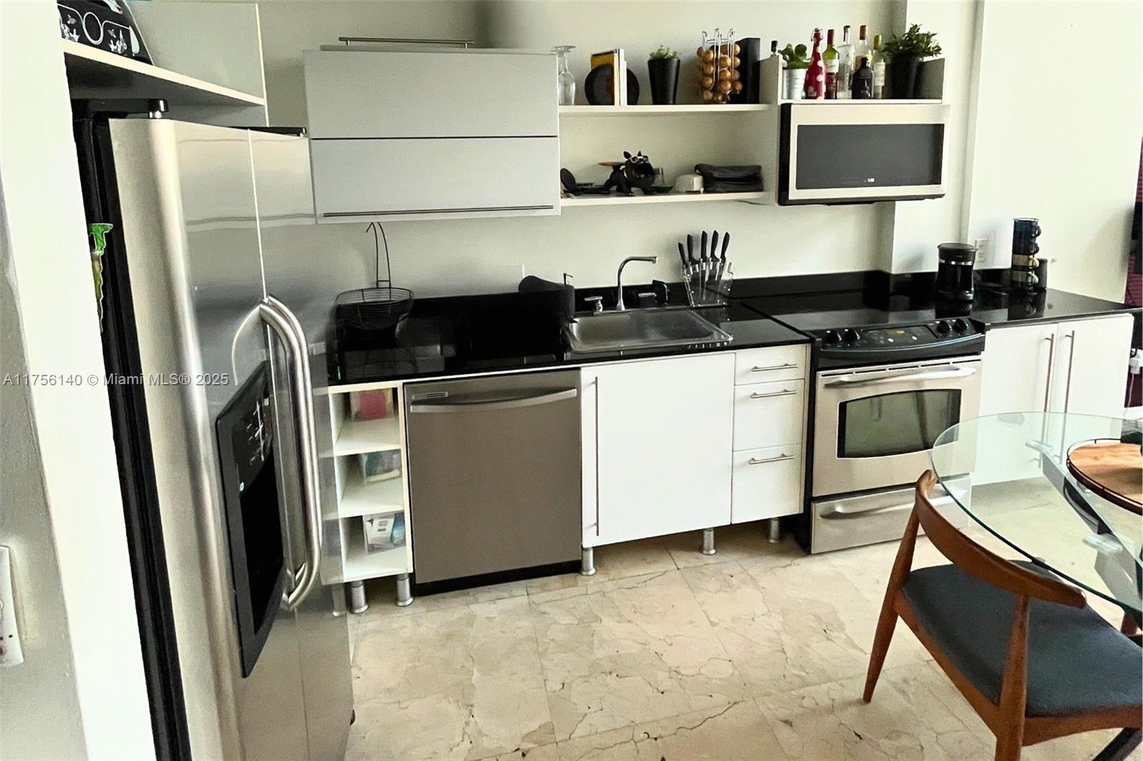 690 SW 1st Ct #2718, Miami FL 33130