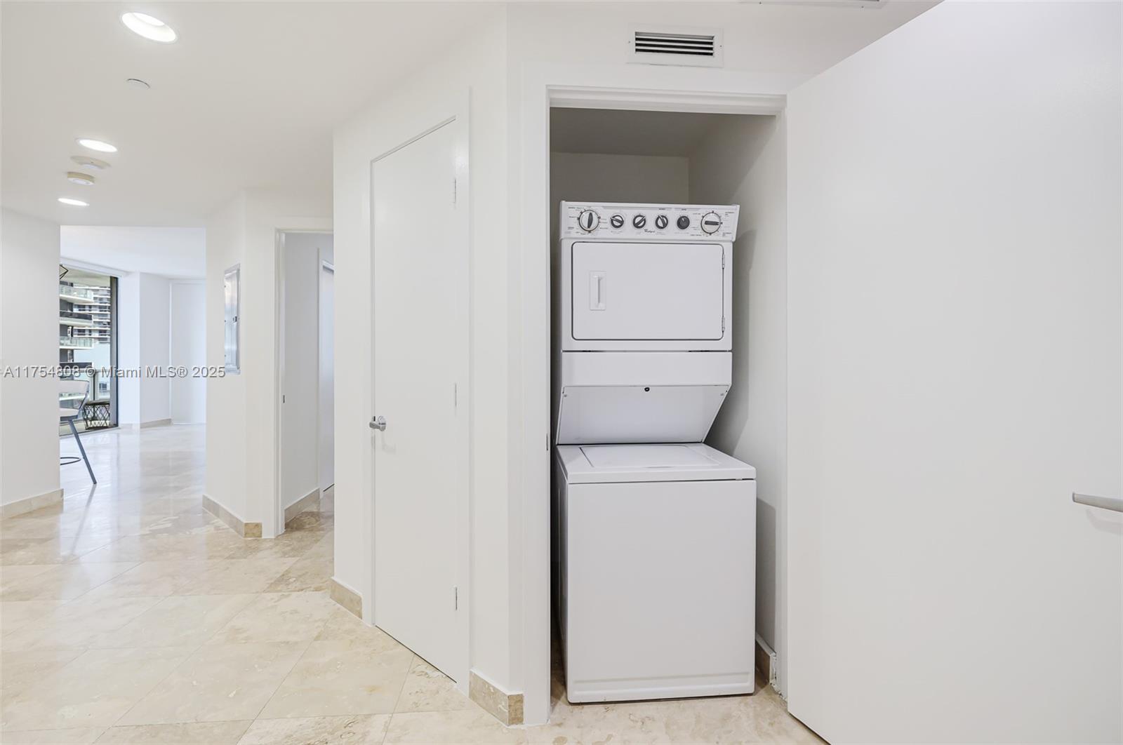 1050 Brickell Ave #2320, Miami FL 33131