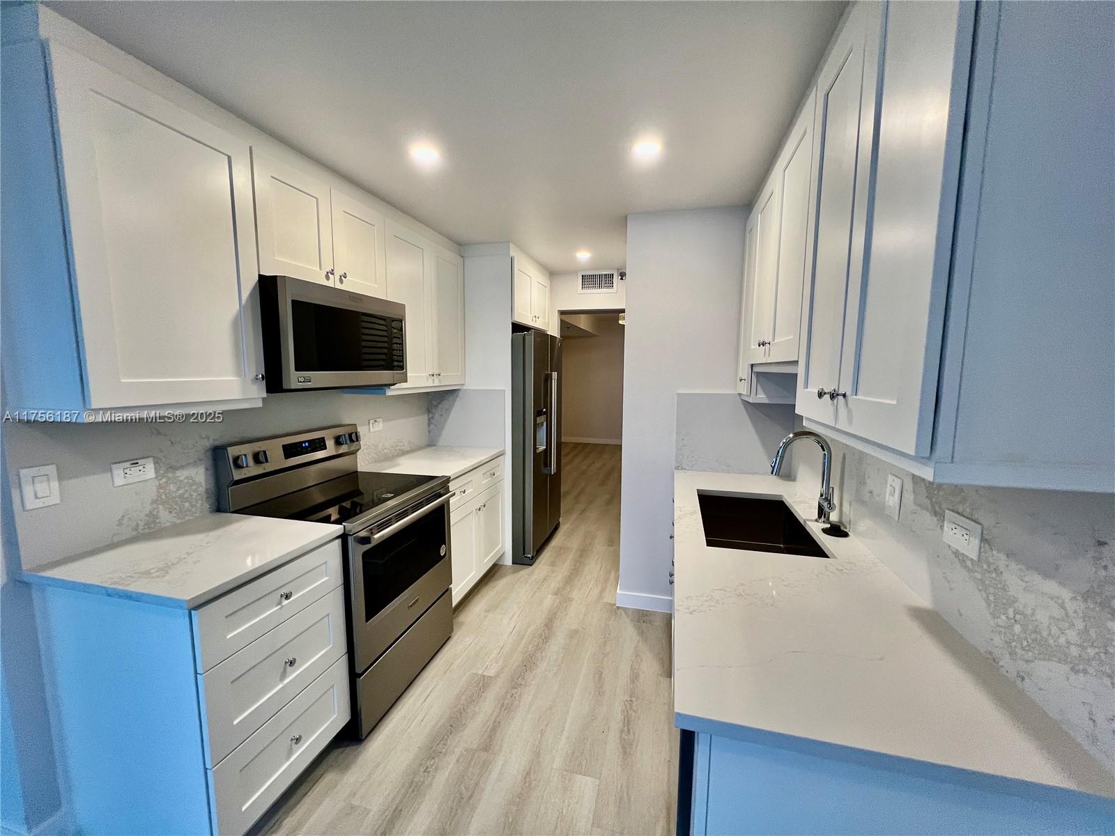 1201 S Ocean Dr #2509S, Hollywood, Florida image 4
