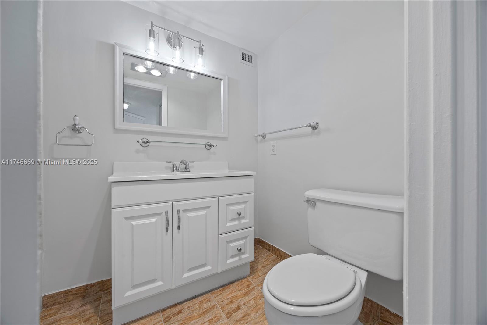2750 NE 183rd St #2601, Aventura, Florida image 16