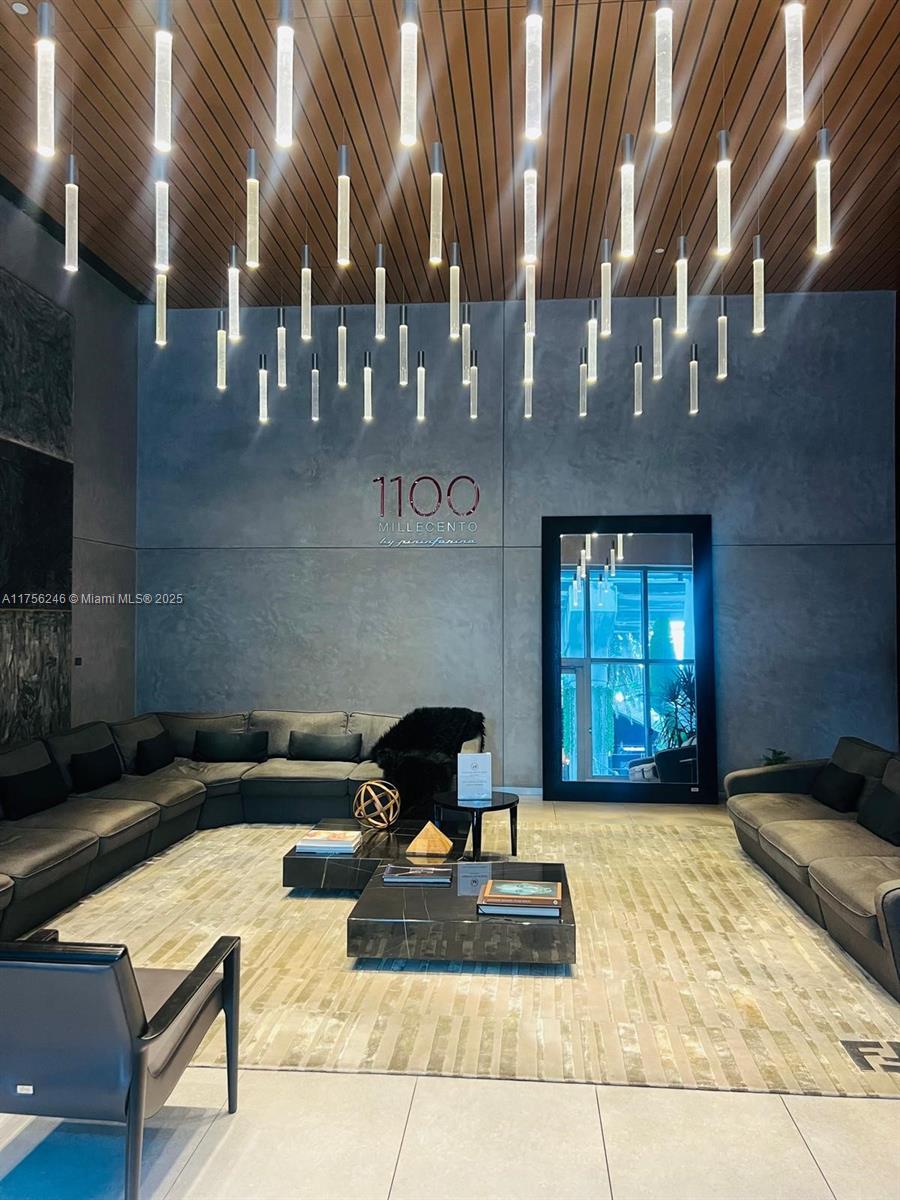 1100 S Miami Ave #2802, Miami FL 33130