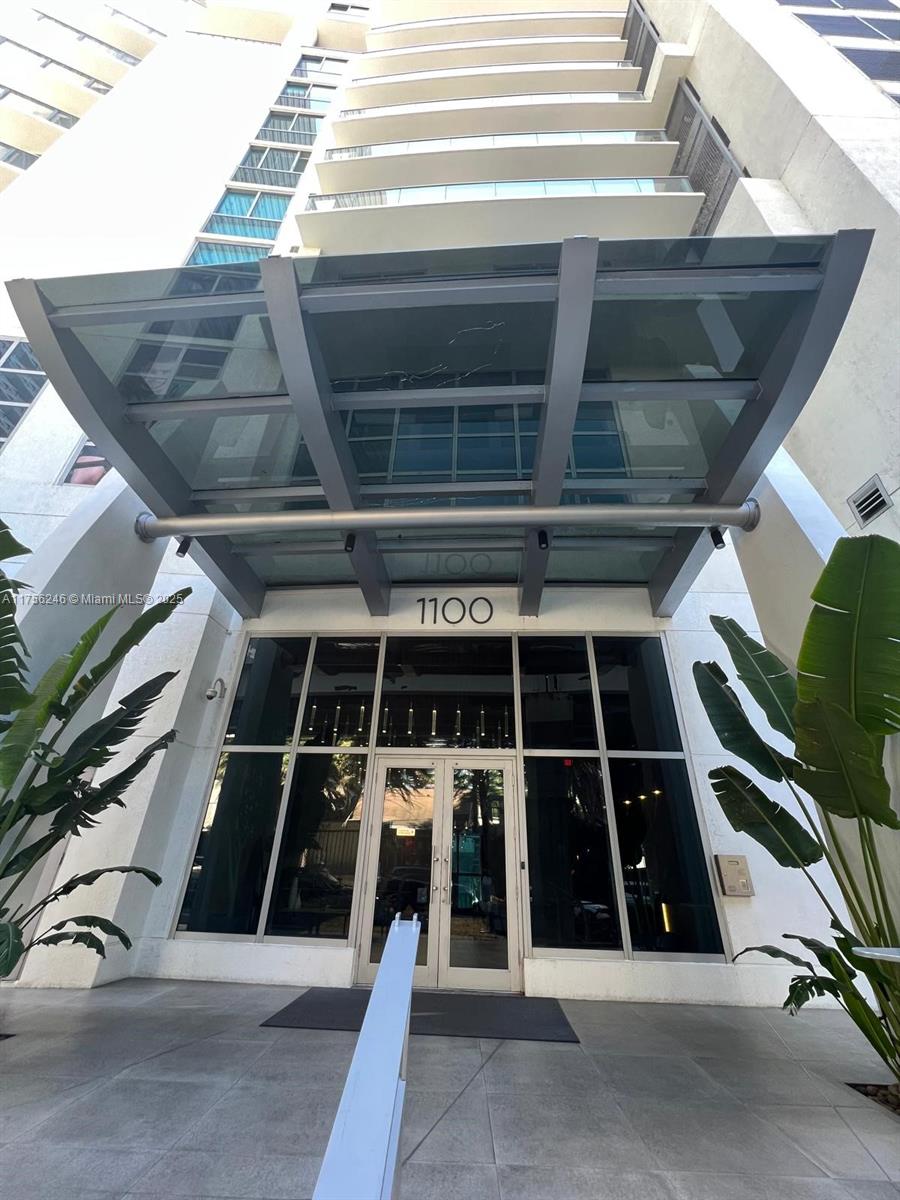 1100 S Miami Ave #2802, Miami FL 33130