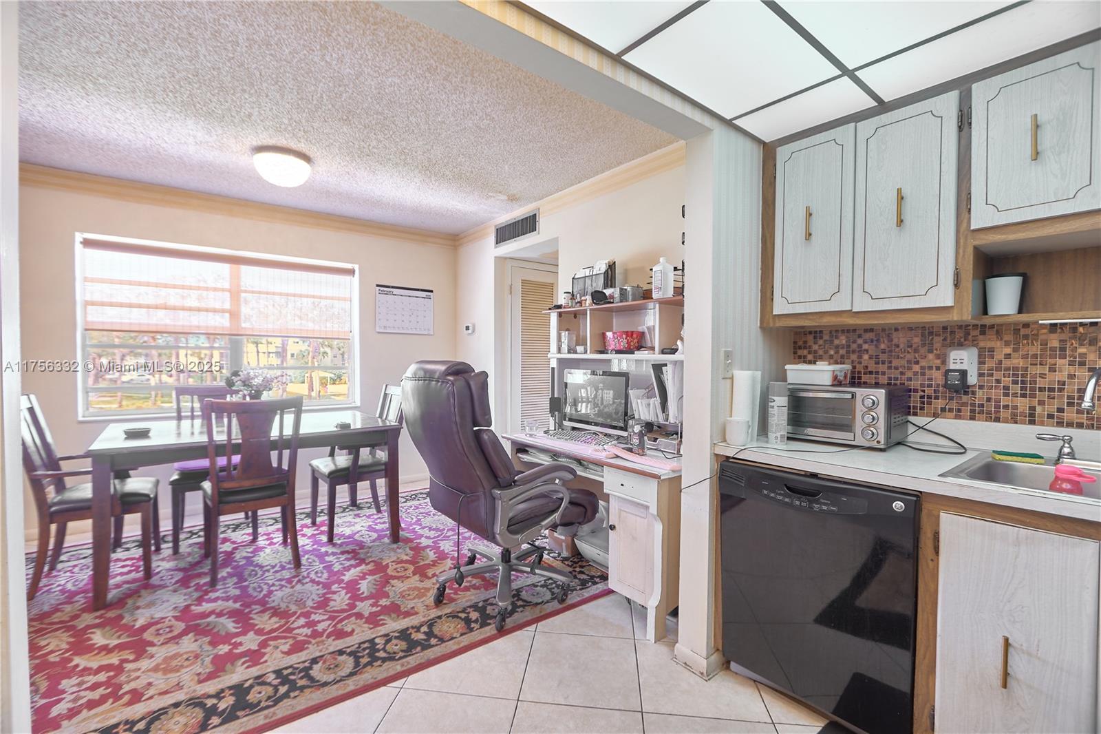 793 Flanders #Q, Delray Beach, Florida image 12