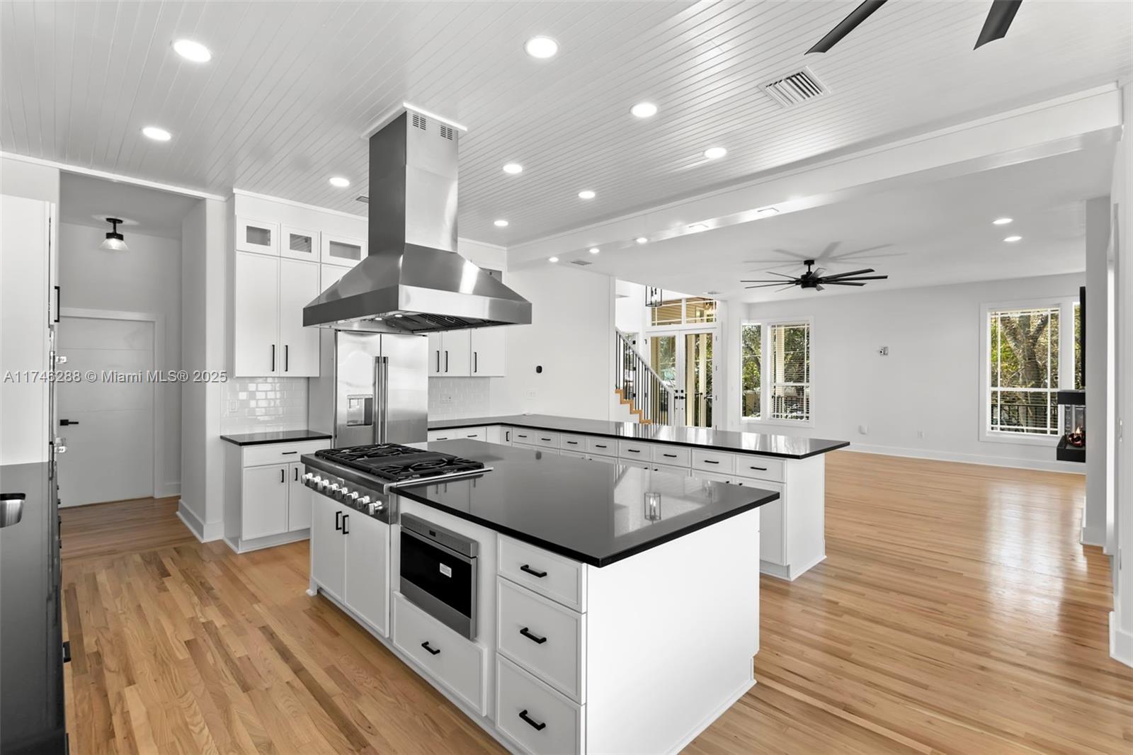 606 Indiana Ave, Palm Harbor, Florida image 12