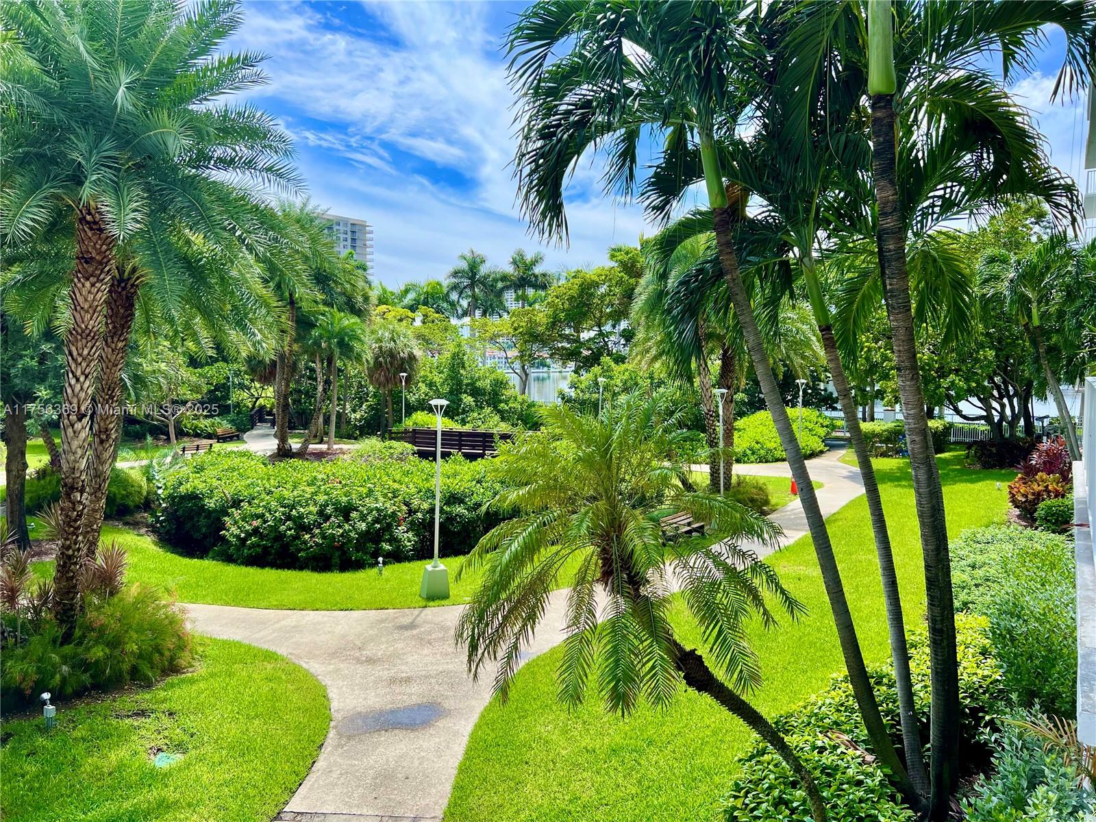 2801 NE 183rd St #215W, Aventura, Florida image 11