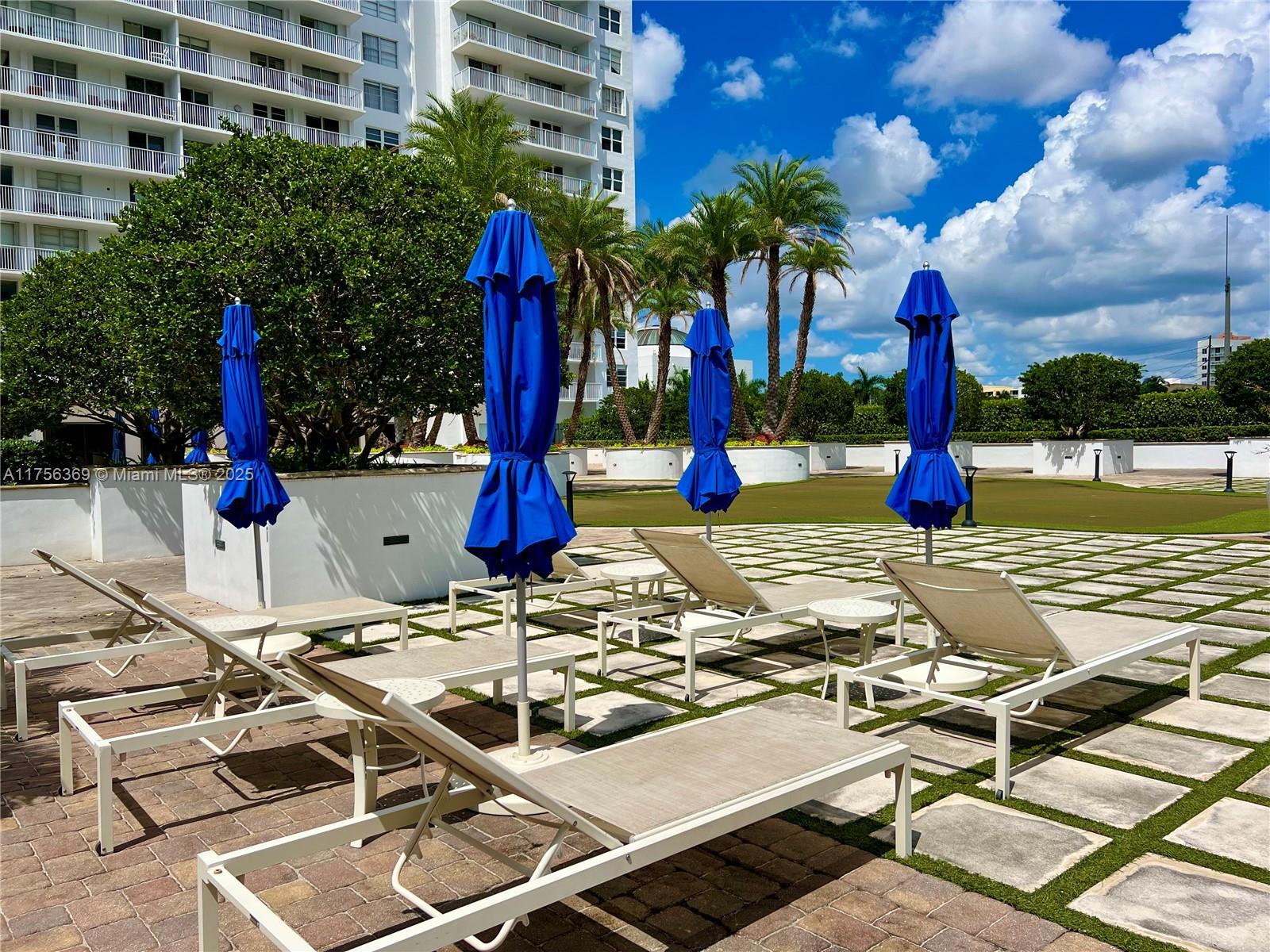 2801 NE 183rd St #215W, Aventura, Florida image 7