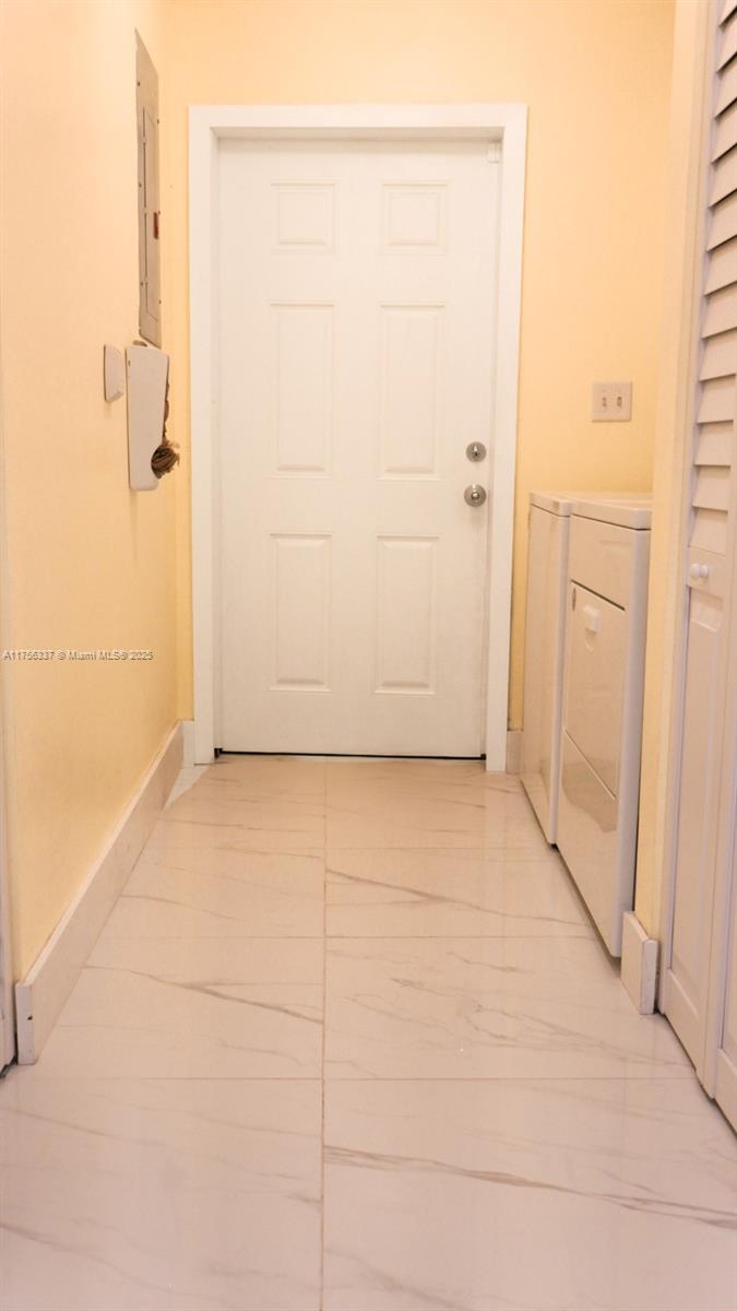 Listing Photo 6