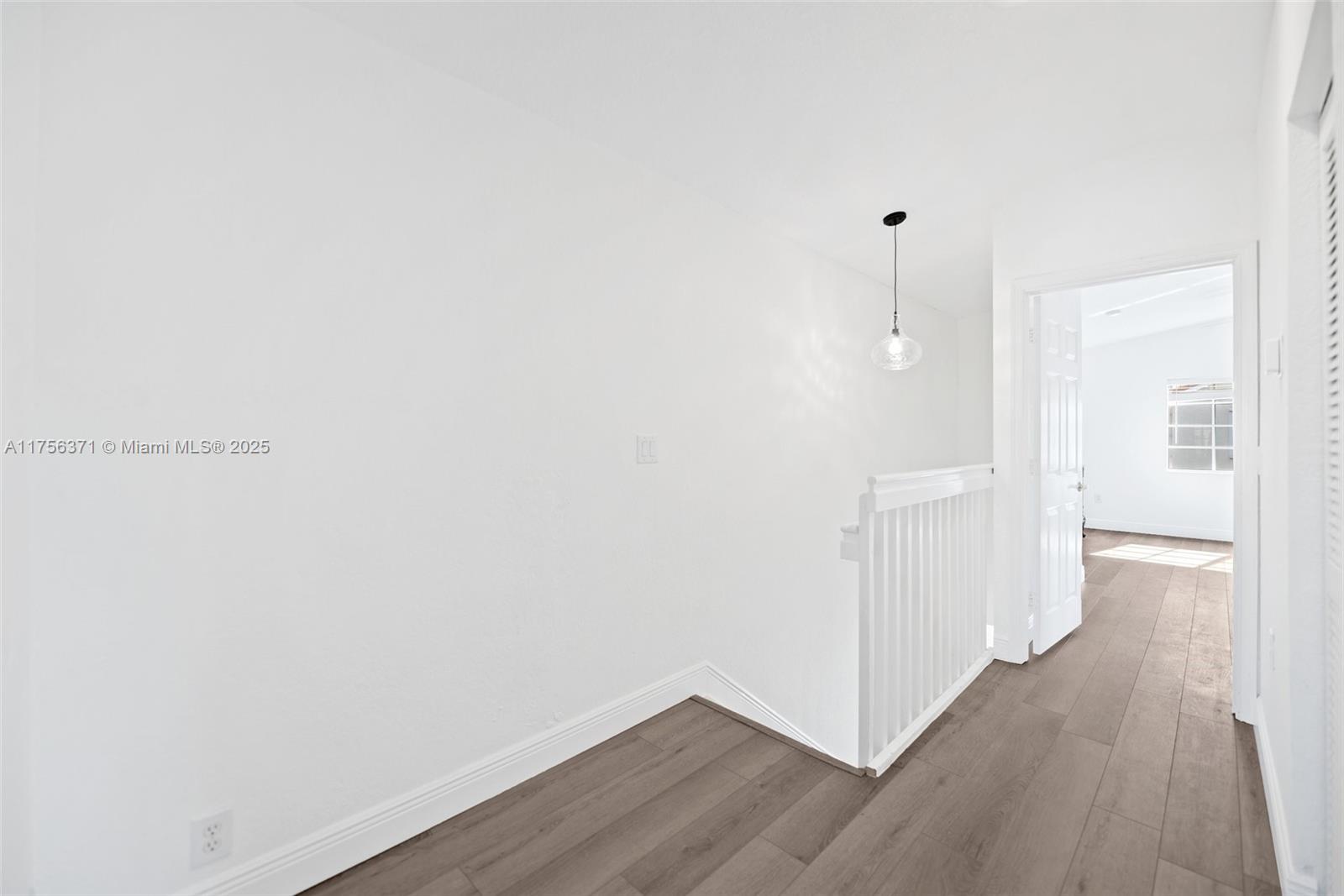 Listing Photo 13