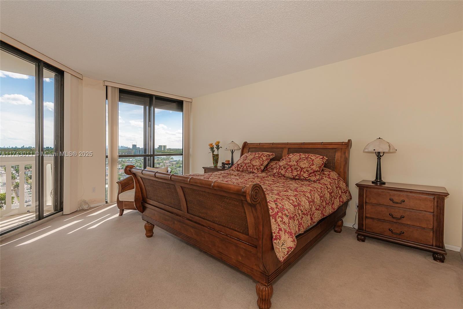 Listing Photo 14