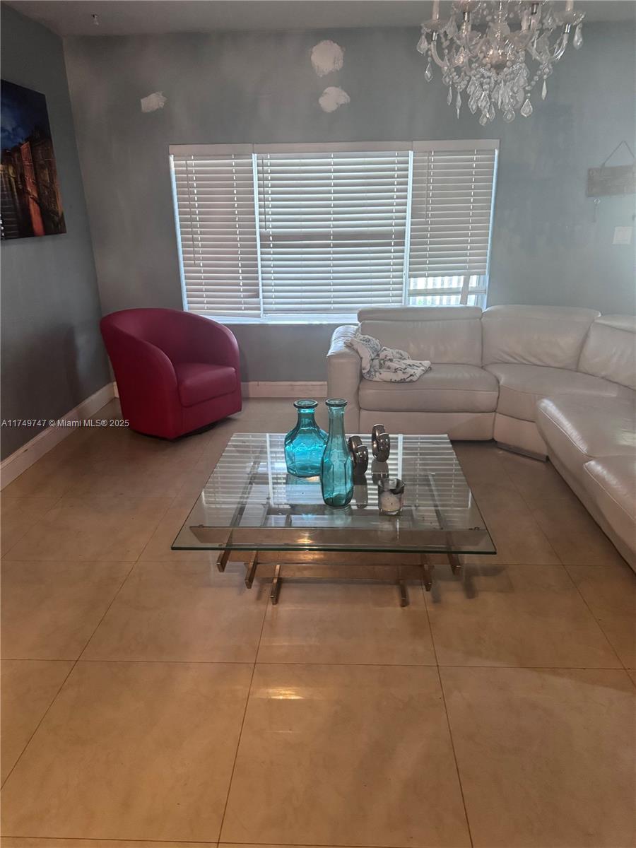 900 NW 127th St, North Miami, Florida image 5