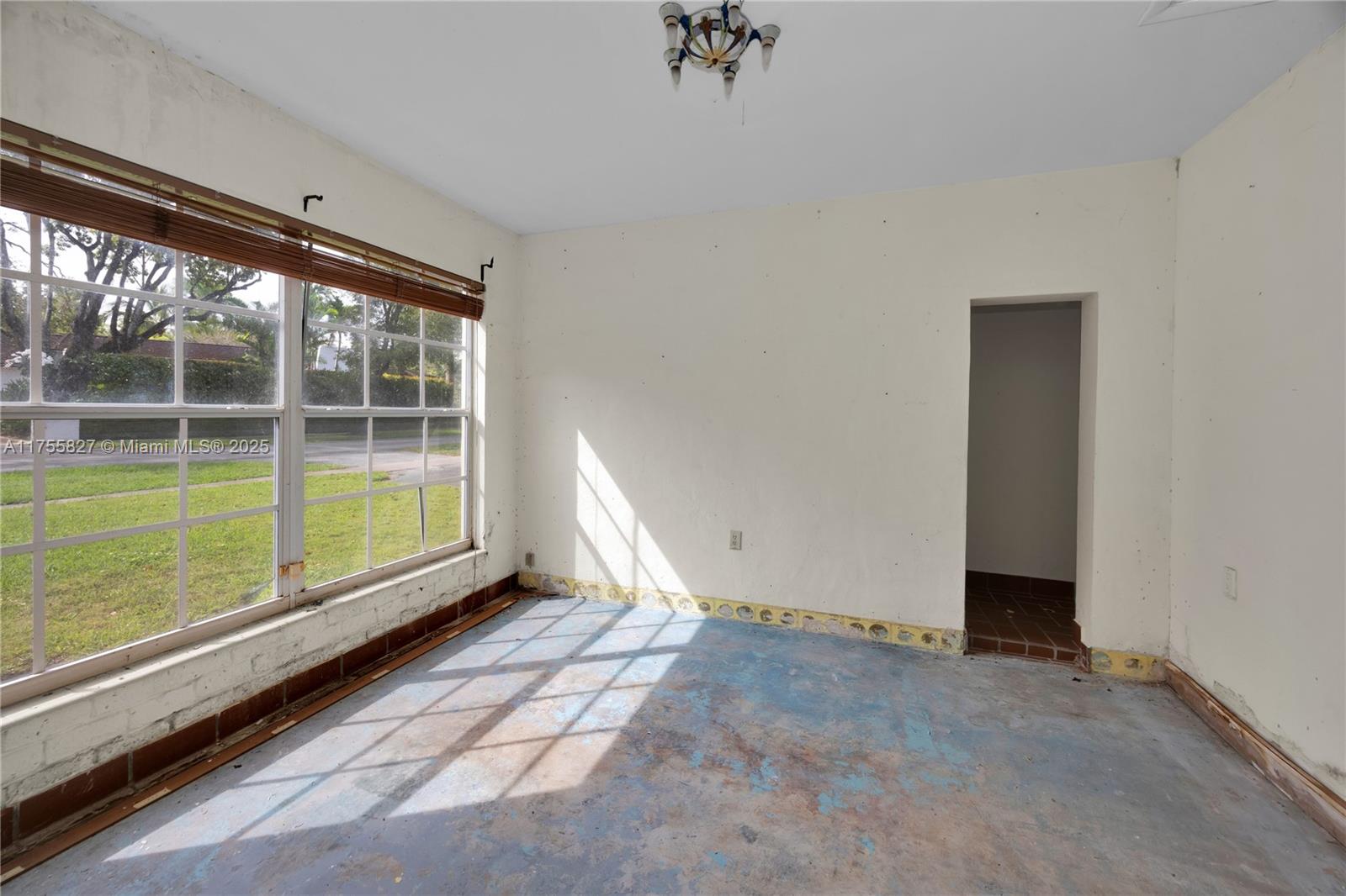 Listing Photo 7