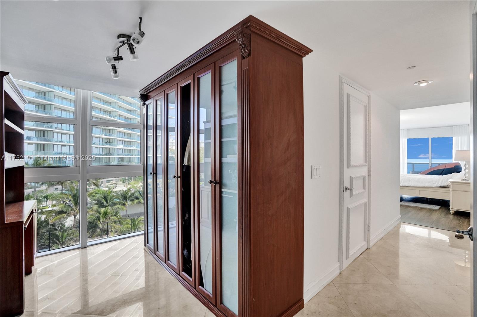18911 Collins Ave #701+CABANA, Sunny Isles Beach, Florida image 48
