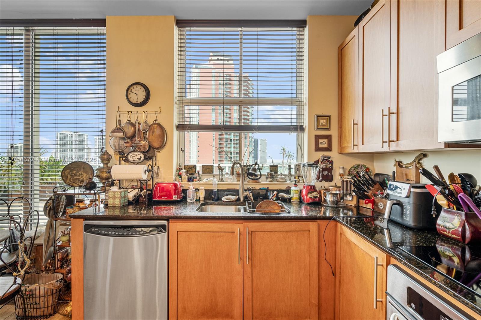 3340 NE 190th St #PH 1808, Aventura, Florida image 17