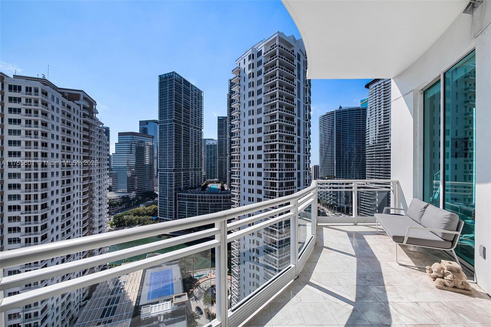 900 Brickell Key Blvd #2105, Miami FL 33131