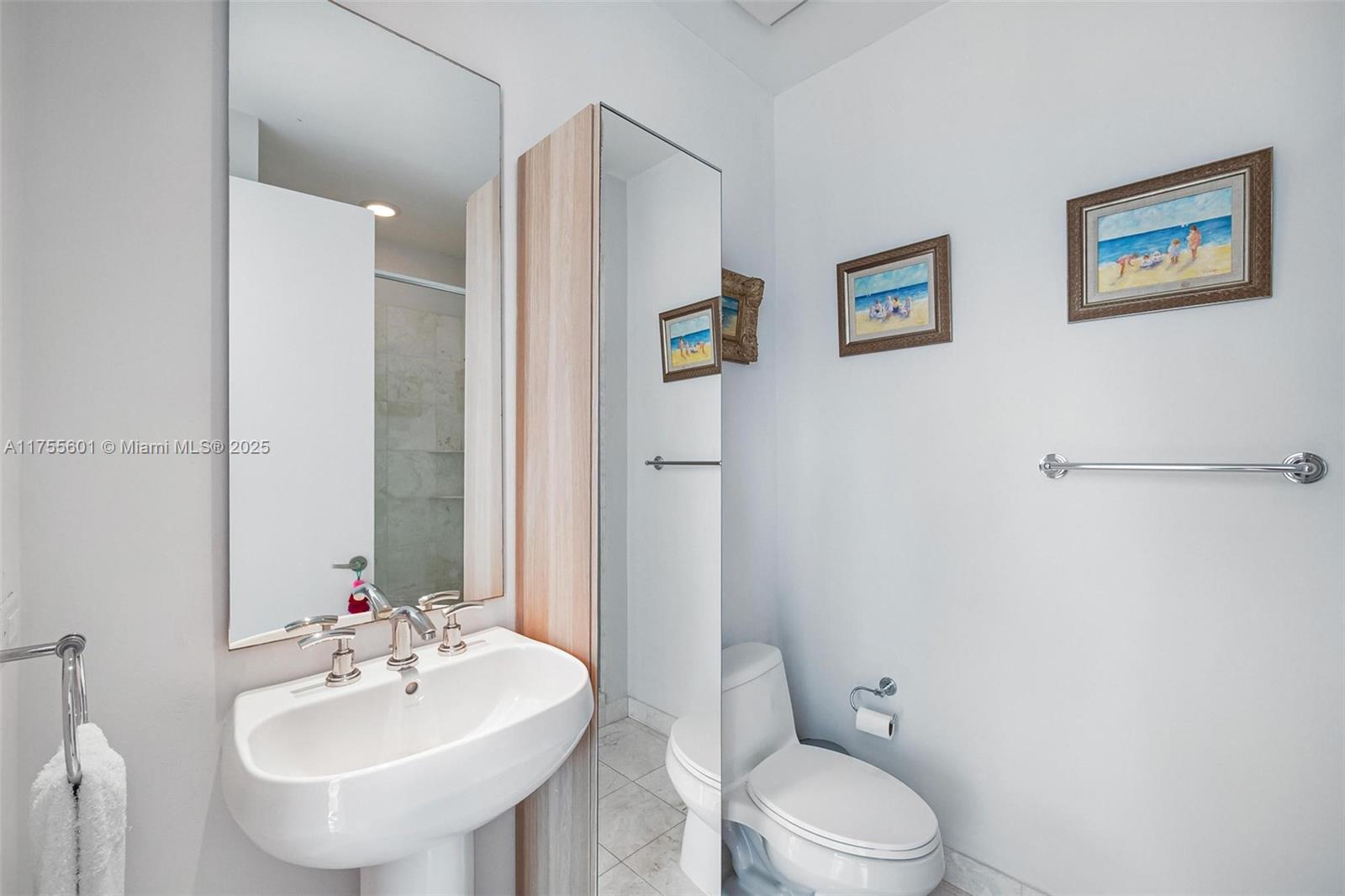 900 Brickell Key Blvd #2105, Miami FL 33131