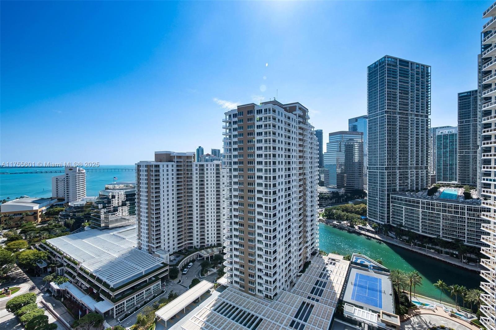 900 Brickell Key Blvd #2105, Miami FL 33131