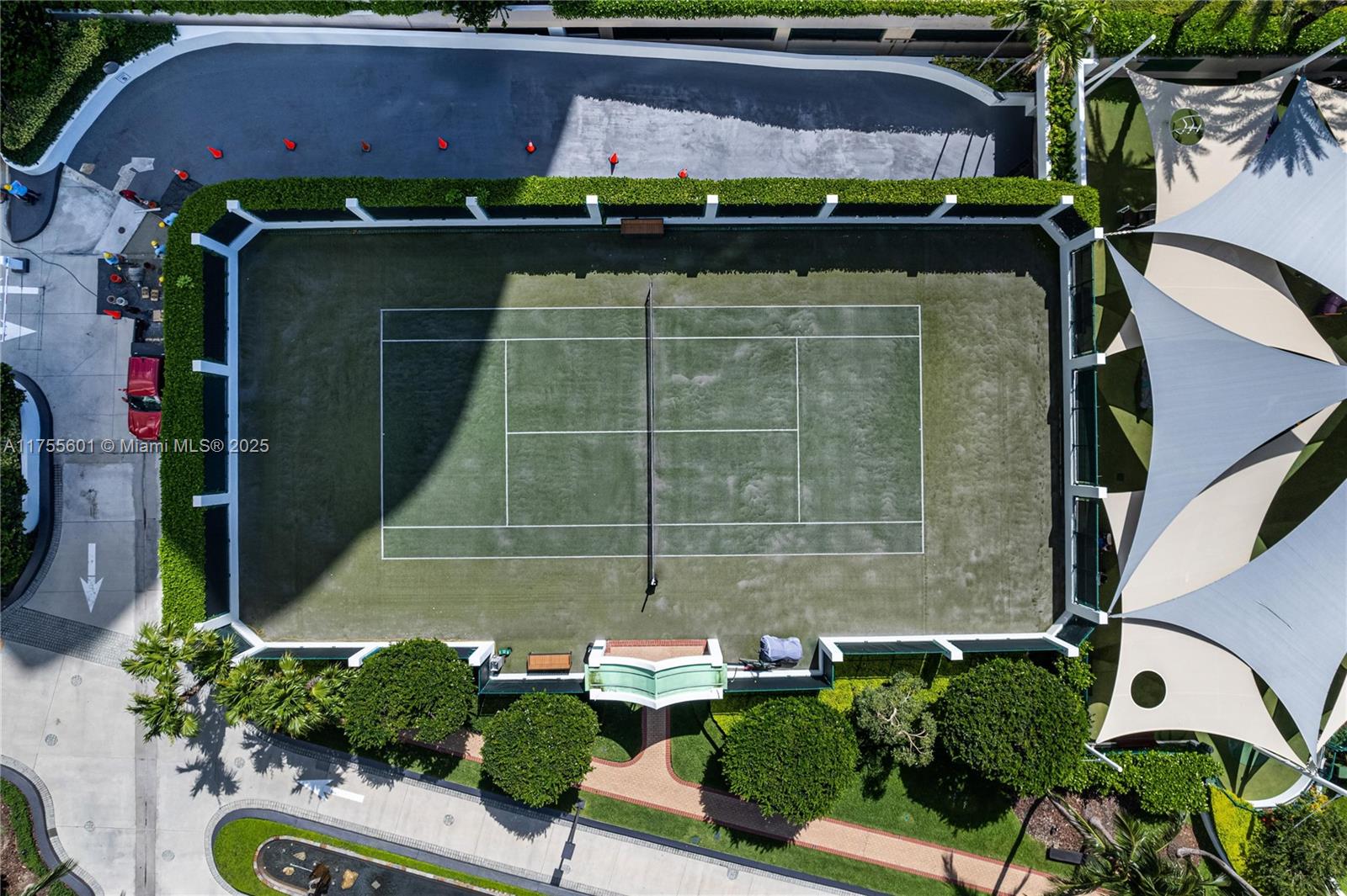 900 Brickell Key Blvd #2105, Miami FL 33131