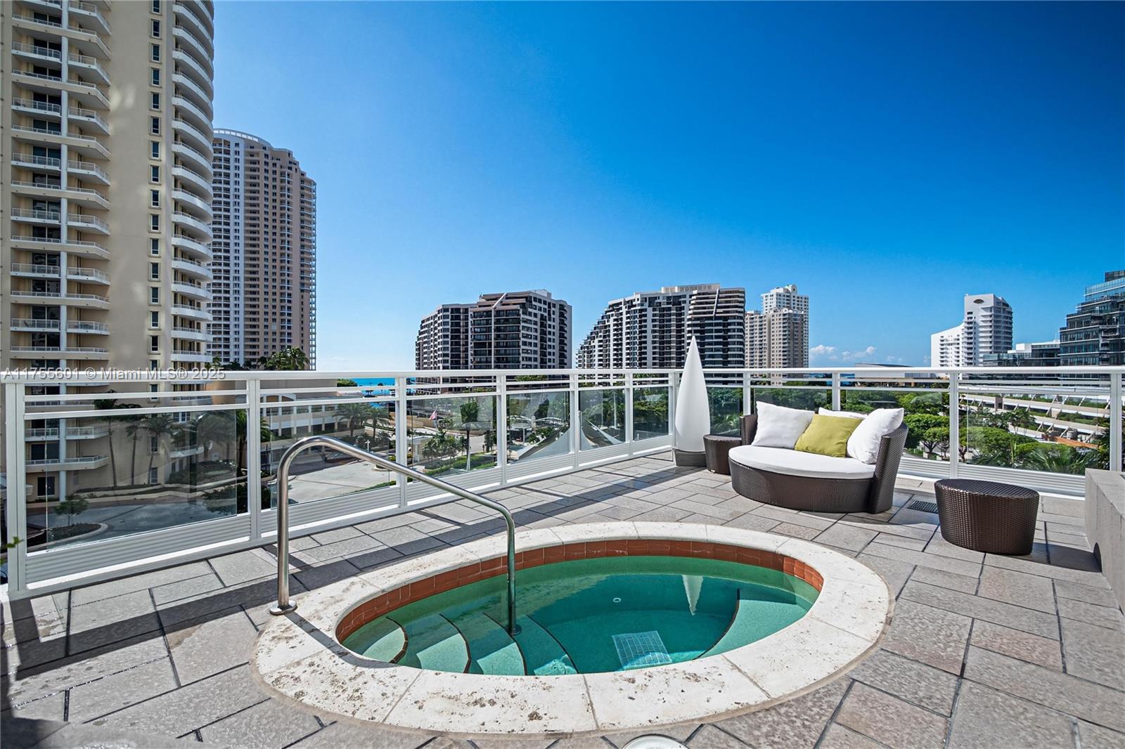 900 Brickell Key Blvd #2105, Miami FL 33131