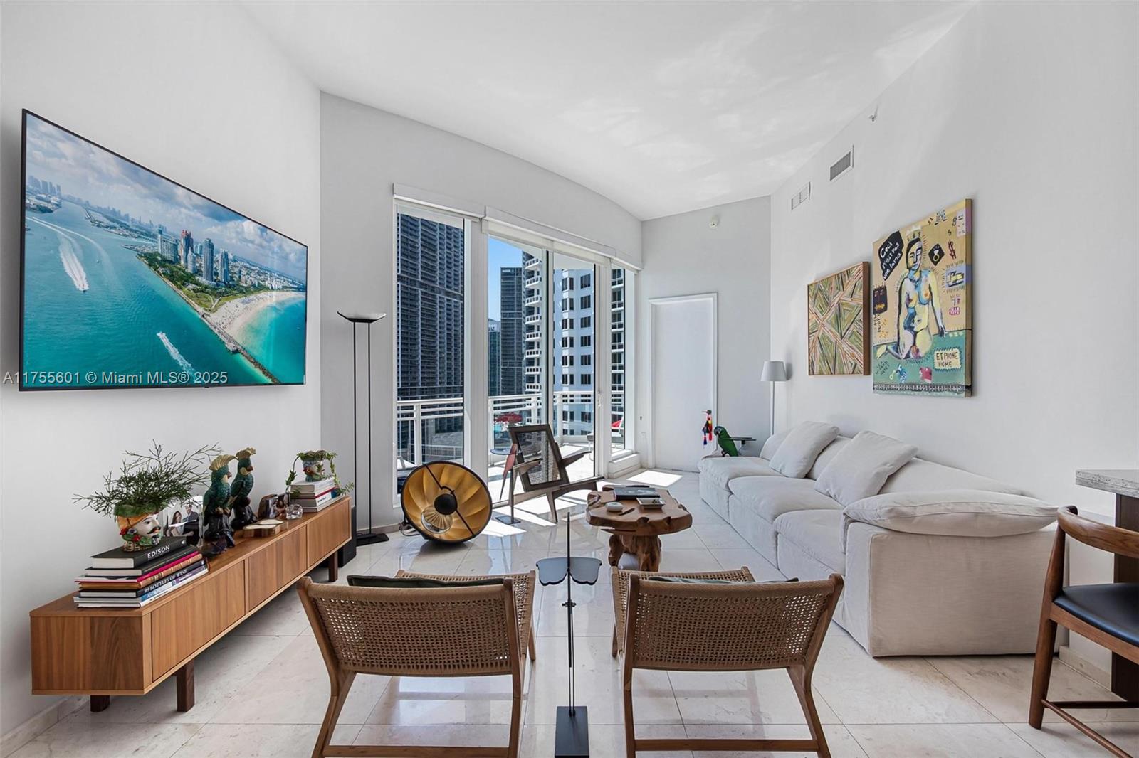 900 Brickell Key Blvd #2105, Miami FL 33131