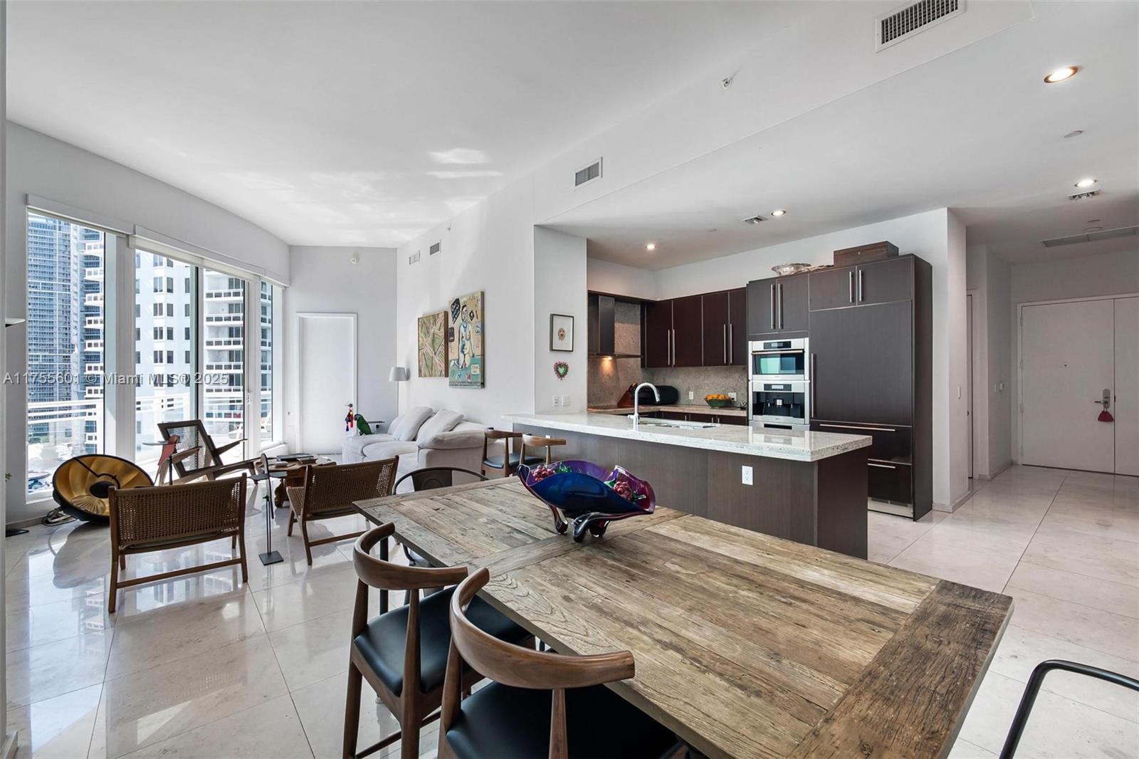 900 Brickell Key Blvd #2105, Miami FL 33131