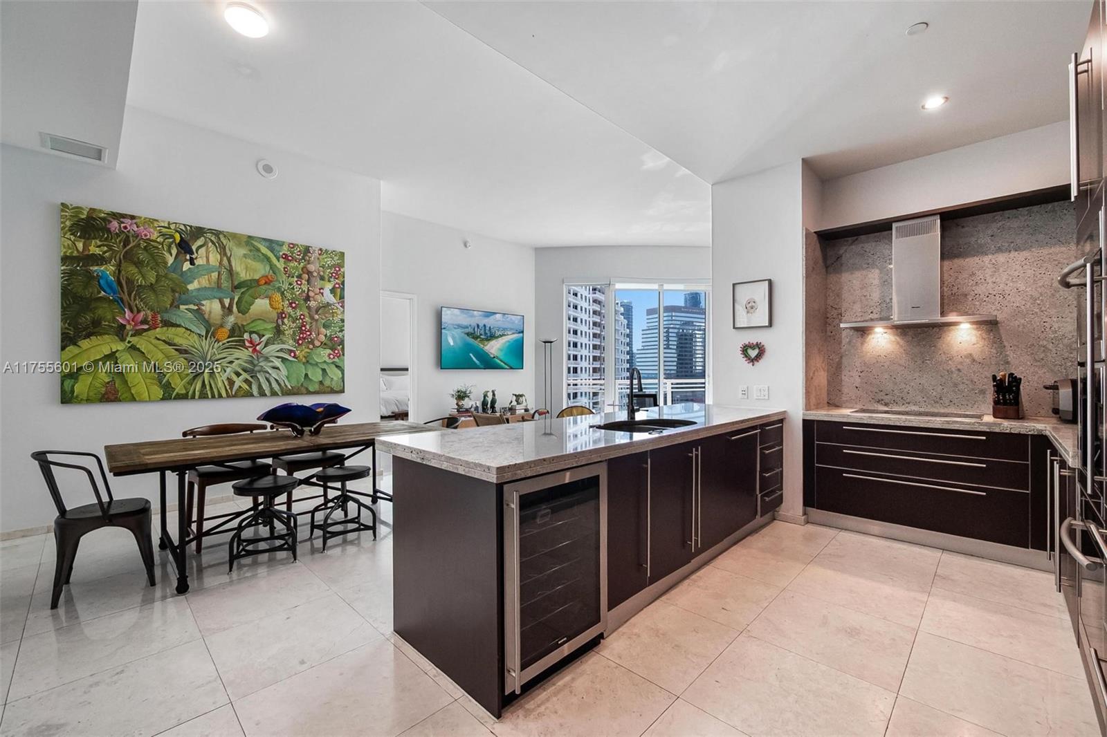 900 Brickell Key Blvd #2105, Miami FL 33131
