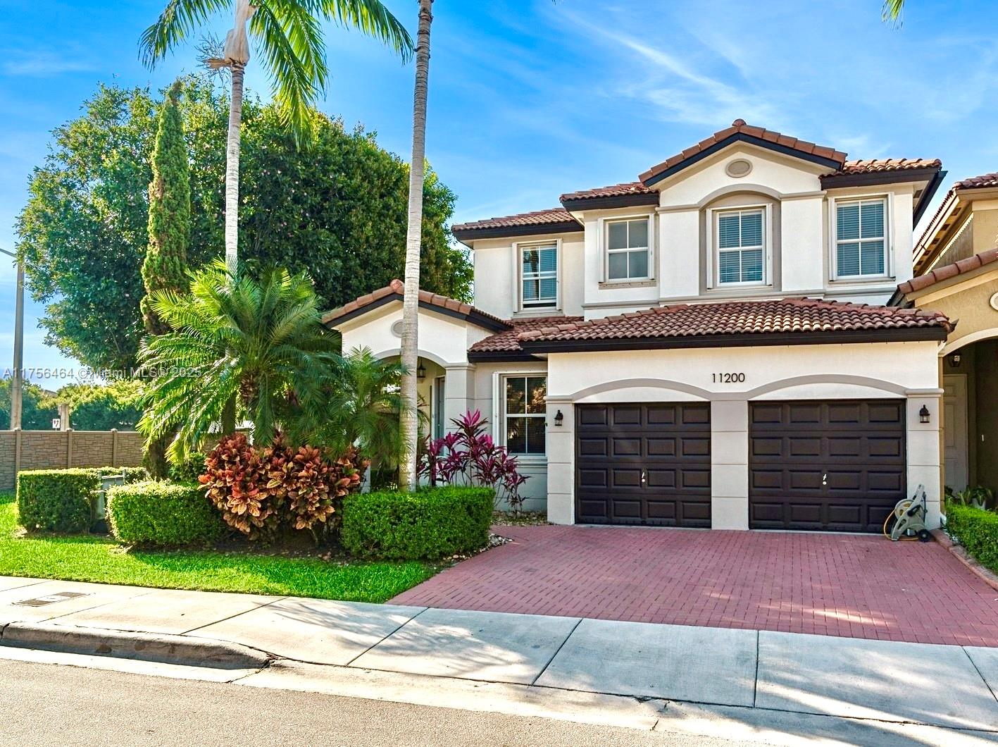11200 NW 74th Ter, Doral, Florida image 1