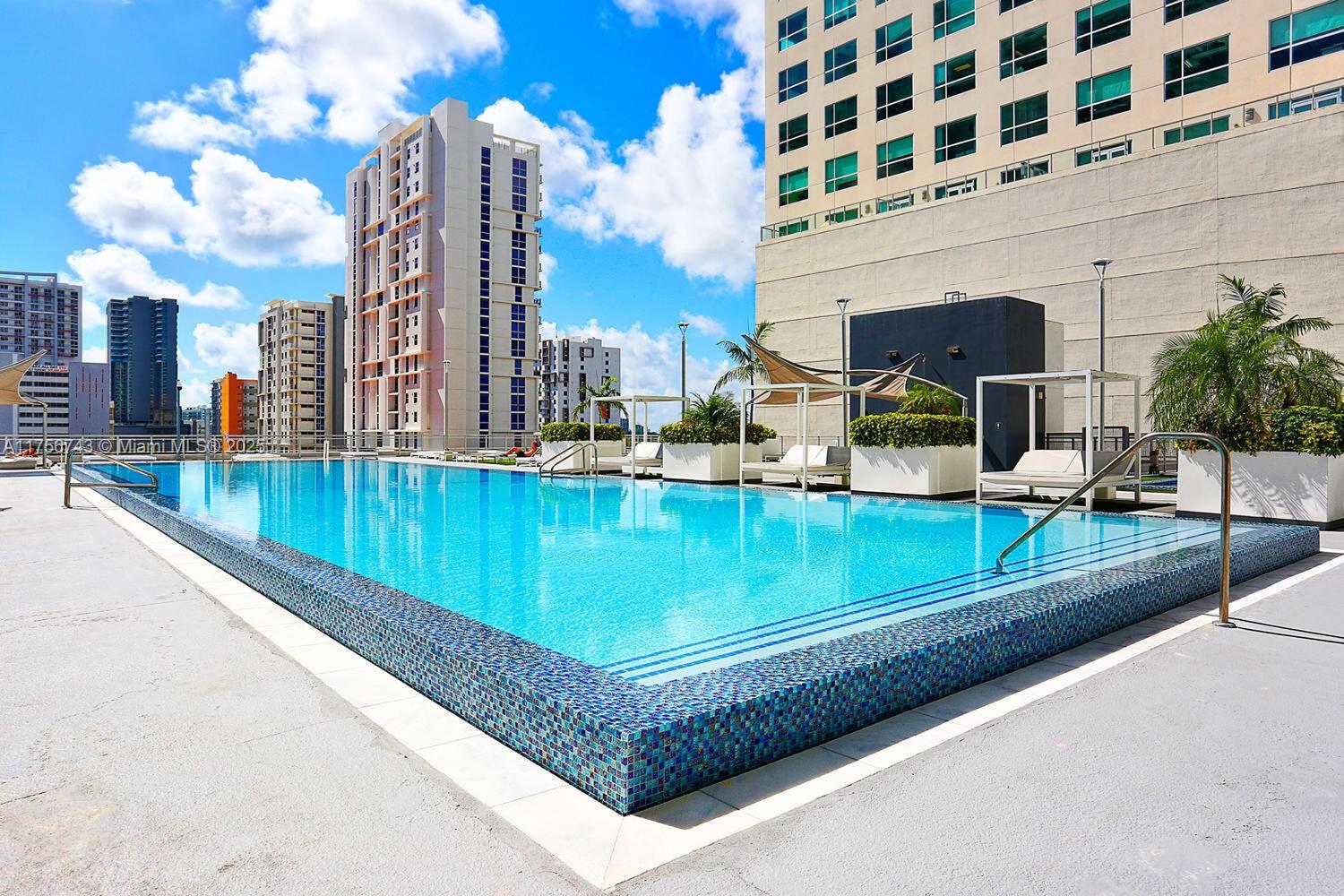 690 SW 1st Ct #1730, Miami FL 33130