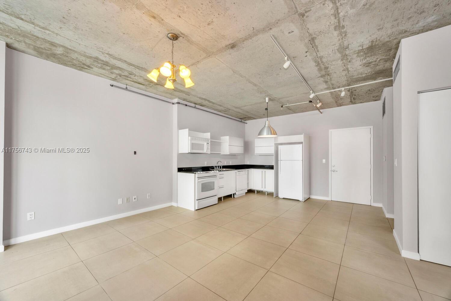 690 SW 1st Ct #1730, Miami FL 33130