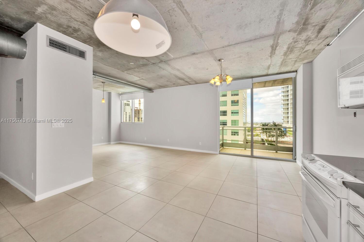 690 SW 1st Ct #1730, Miami FL 33130
