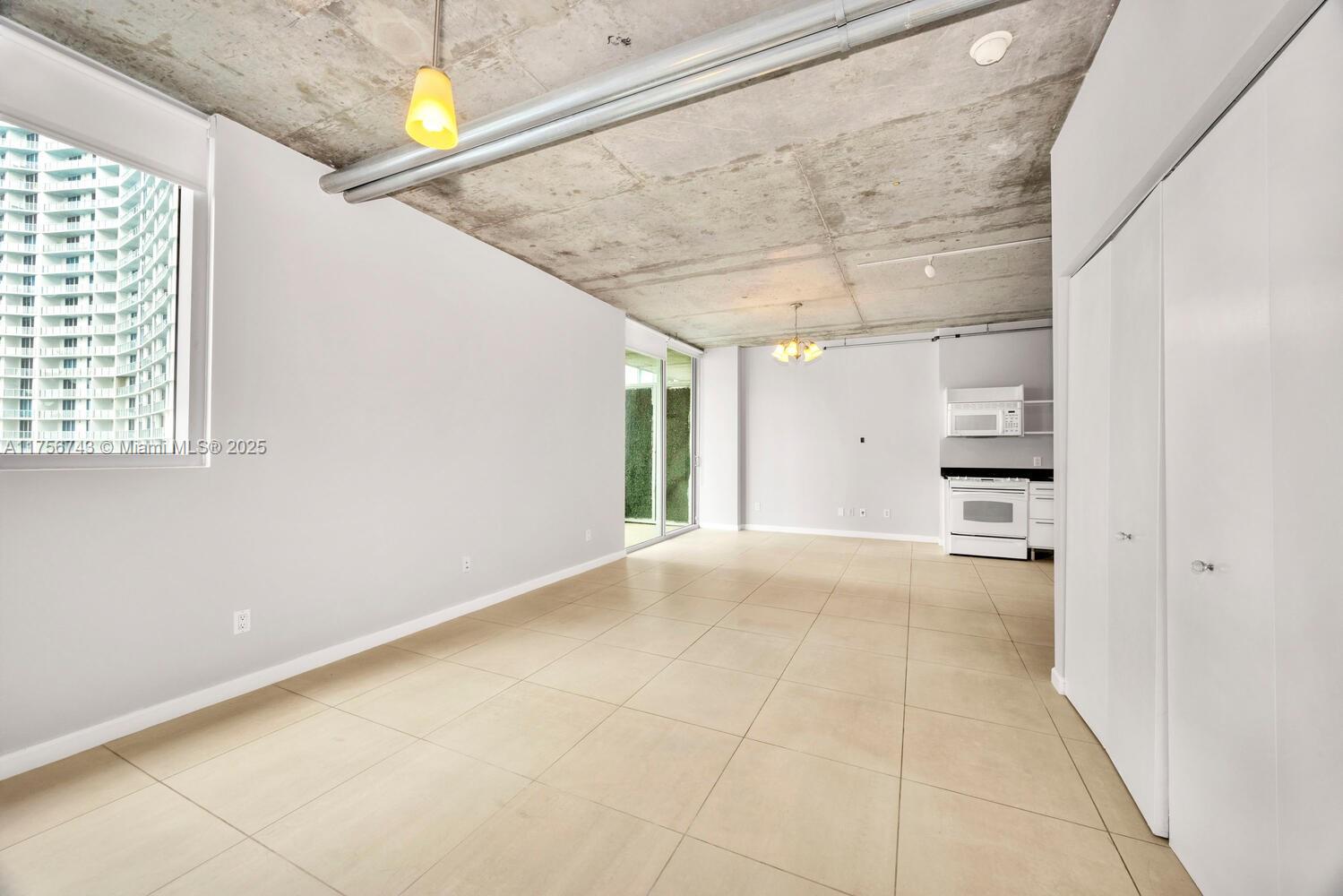 690 SW 1st Ct #1730, Miami FL 33130