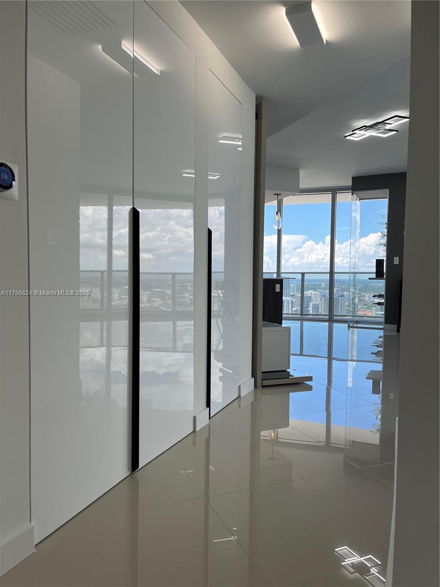 488 NE 18th St #5000, Miami, Florida image 36