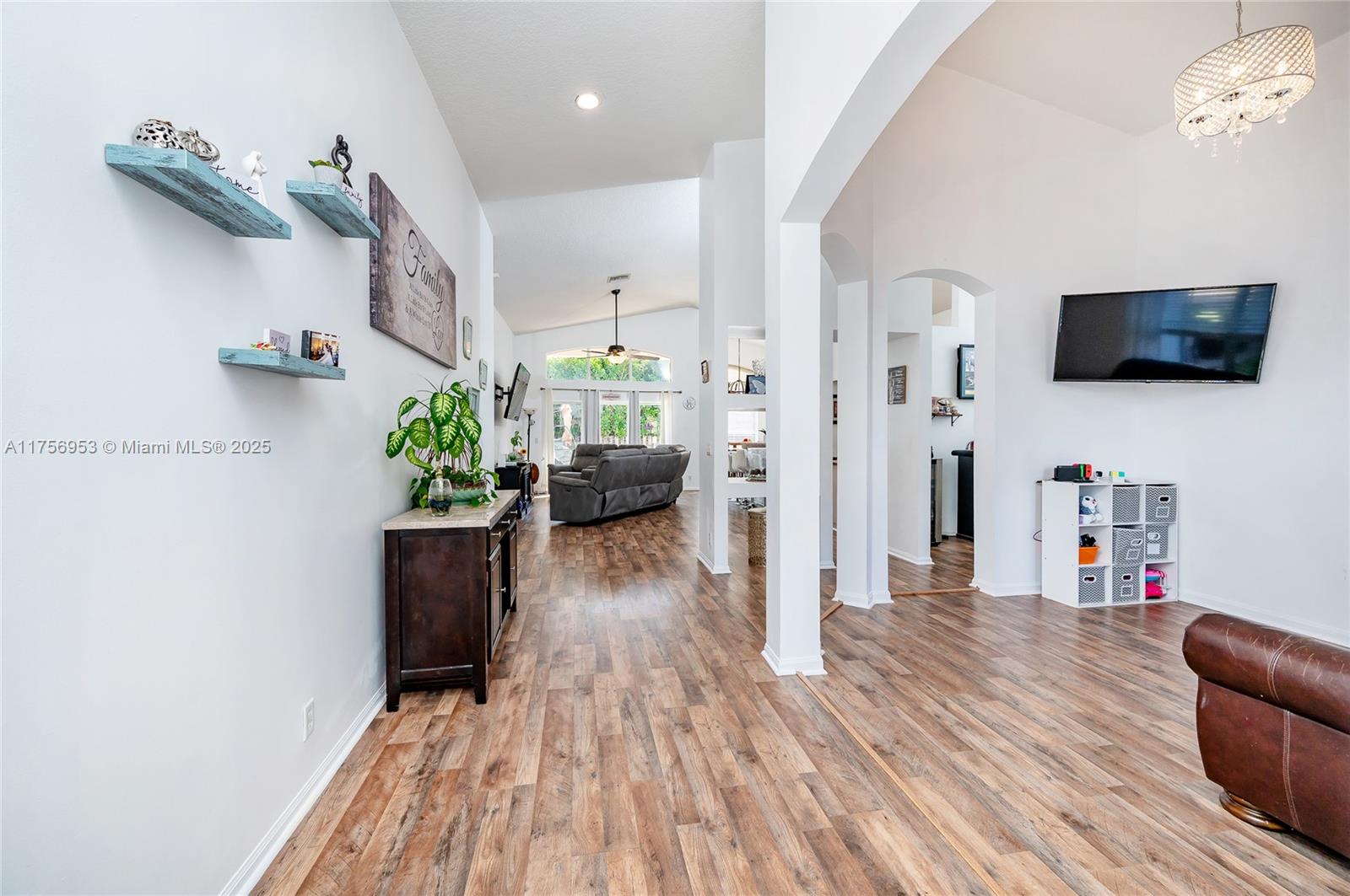 1541 SW 190th Ave  For Sale A11756953, FL