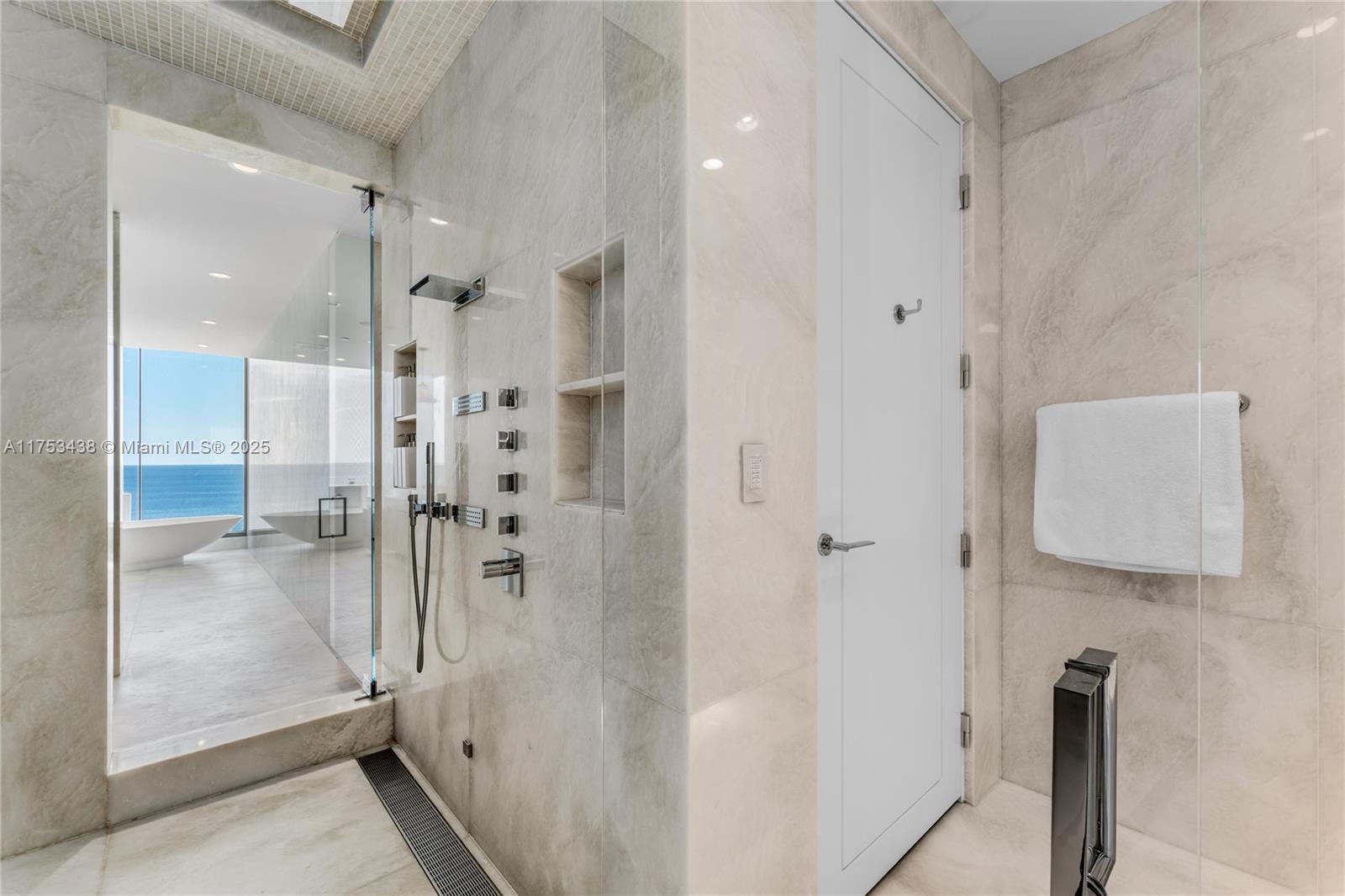 17975 Collins Ave #N2401, Sunny Isles Beach, Florida image 19