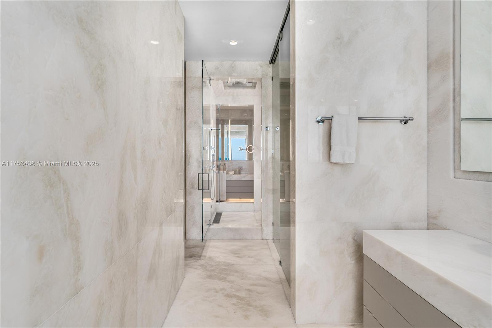 17975 Collins Ave #N2401, Sunny Isles Beach, Florida image 21