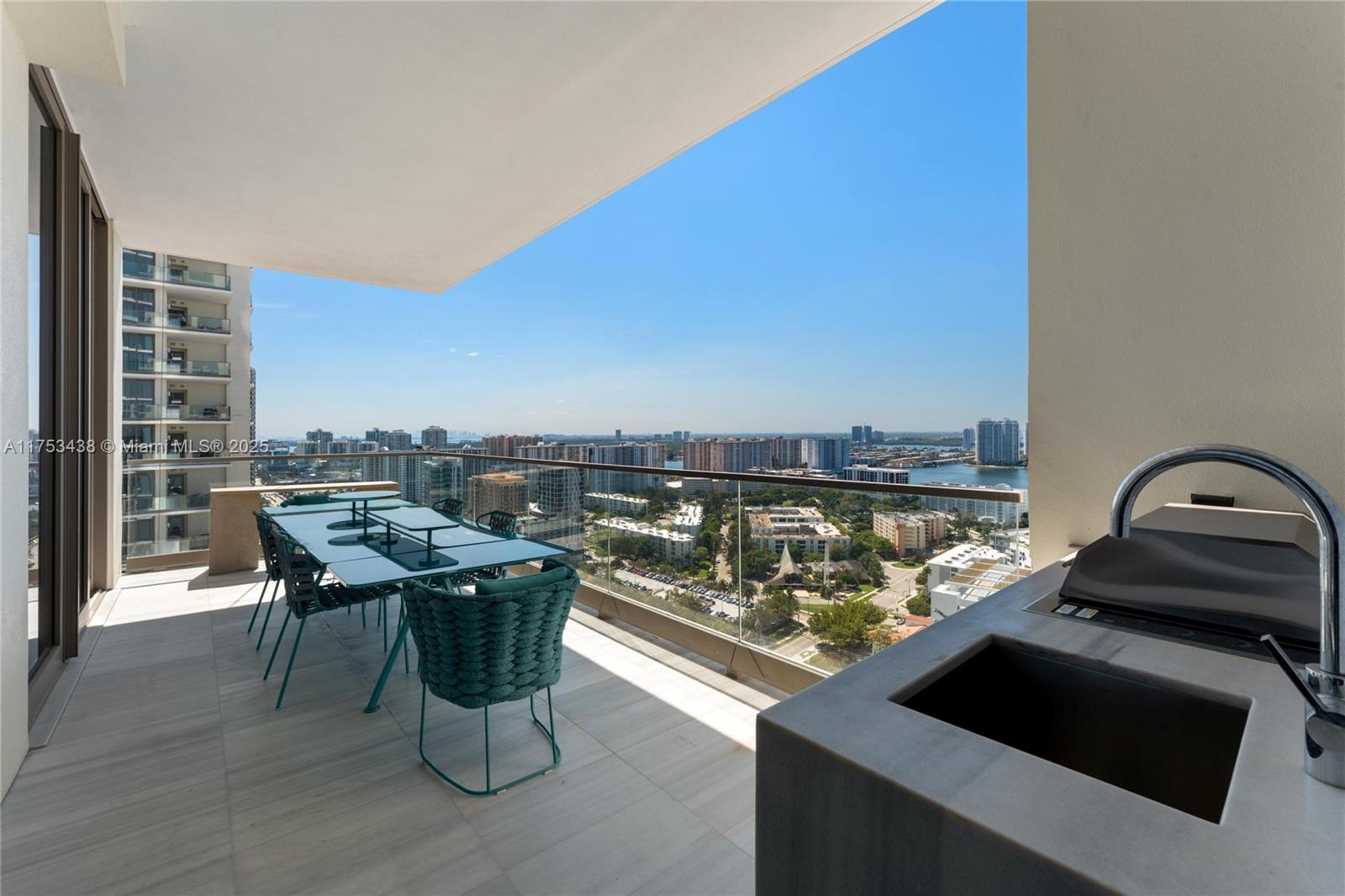 17975 Collins Ave #N2401, Sunny Isles Beach, Florida image 31