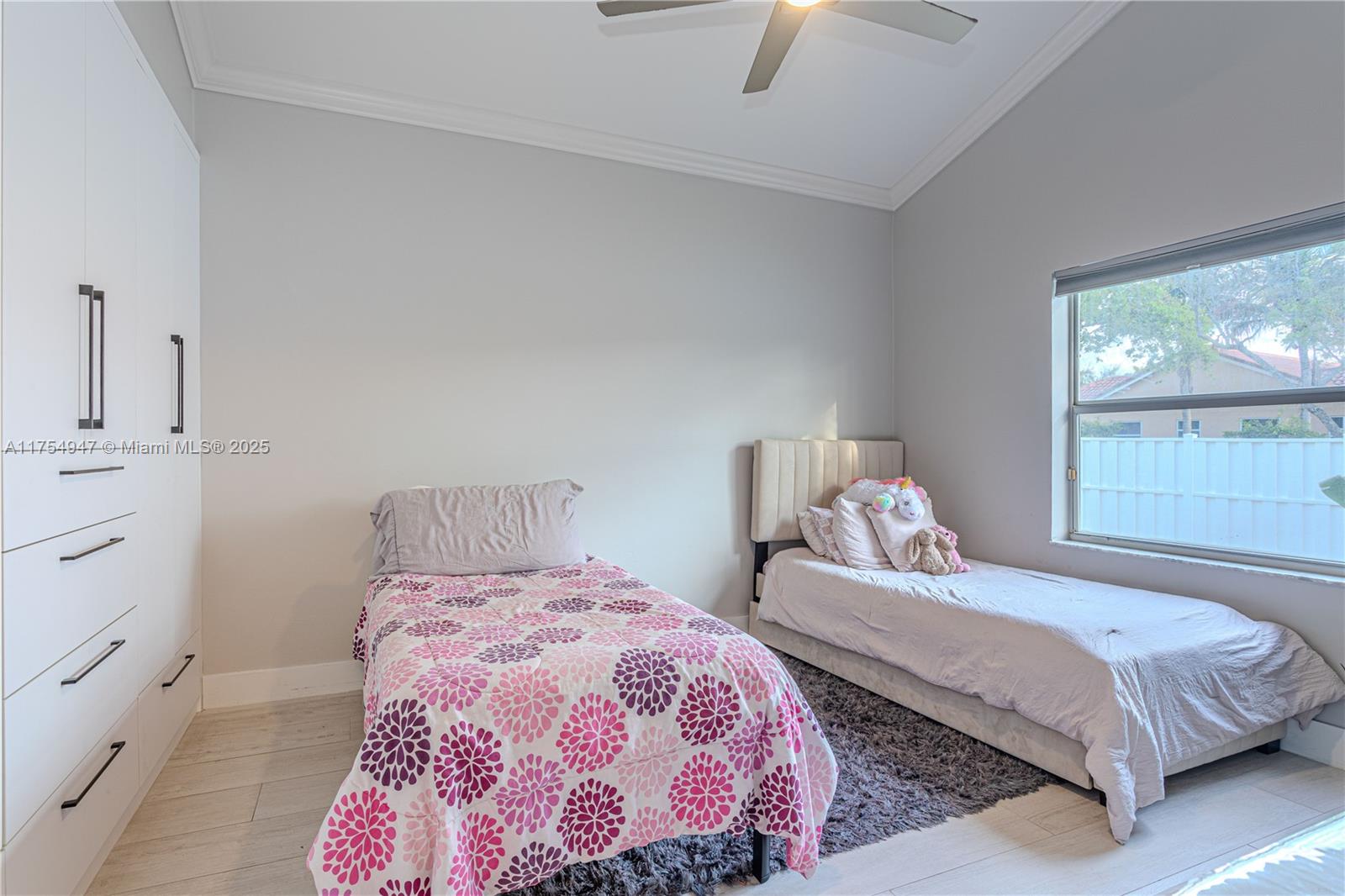 Listing Photo 33