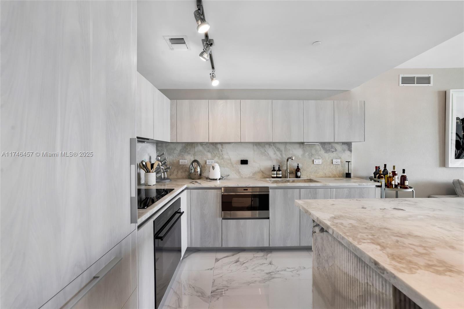 3131 NE 7th Ave #3603, Miami FL 33137