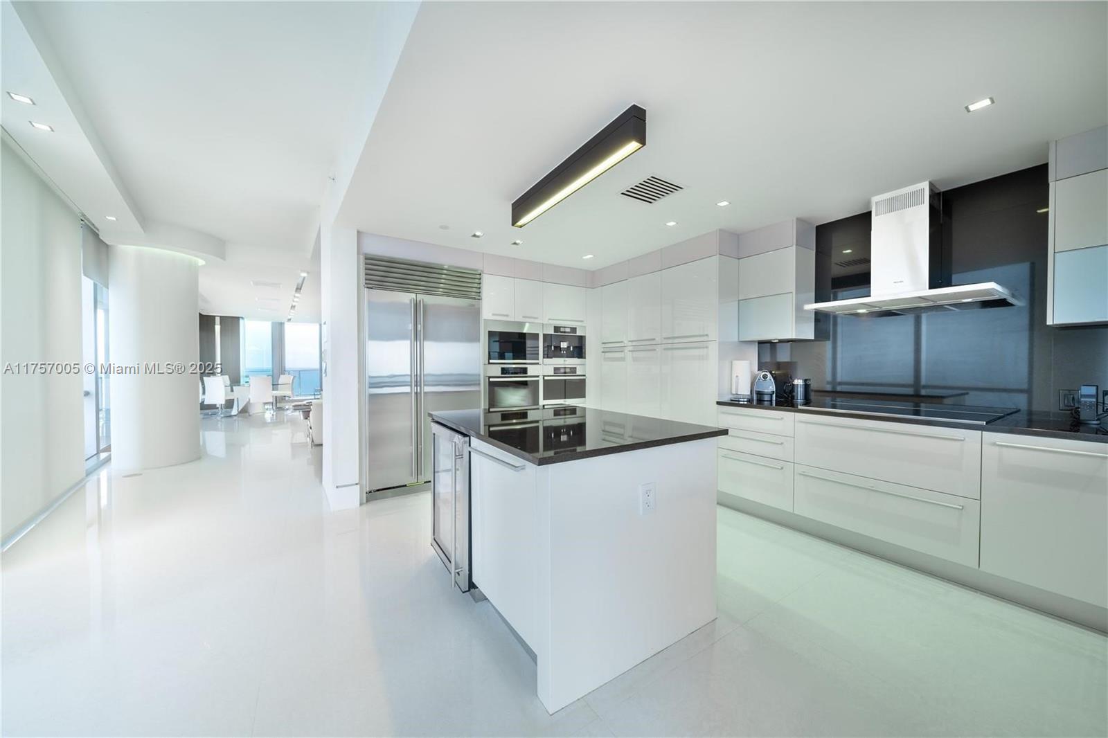 17121 Collins Ave #4208, Sunny Isles Beach, Florida image 6