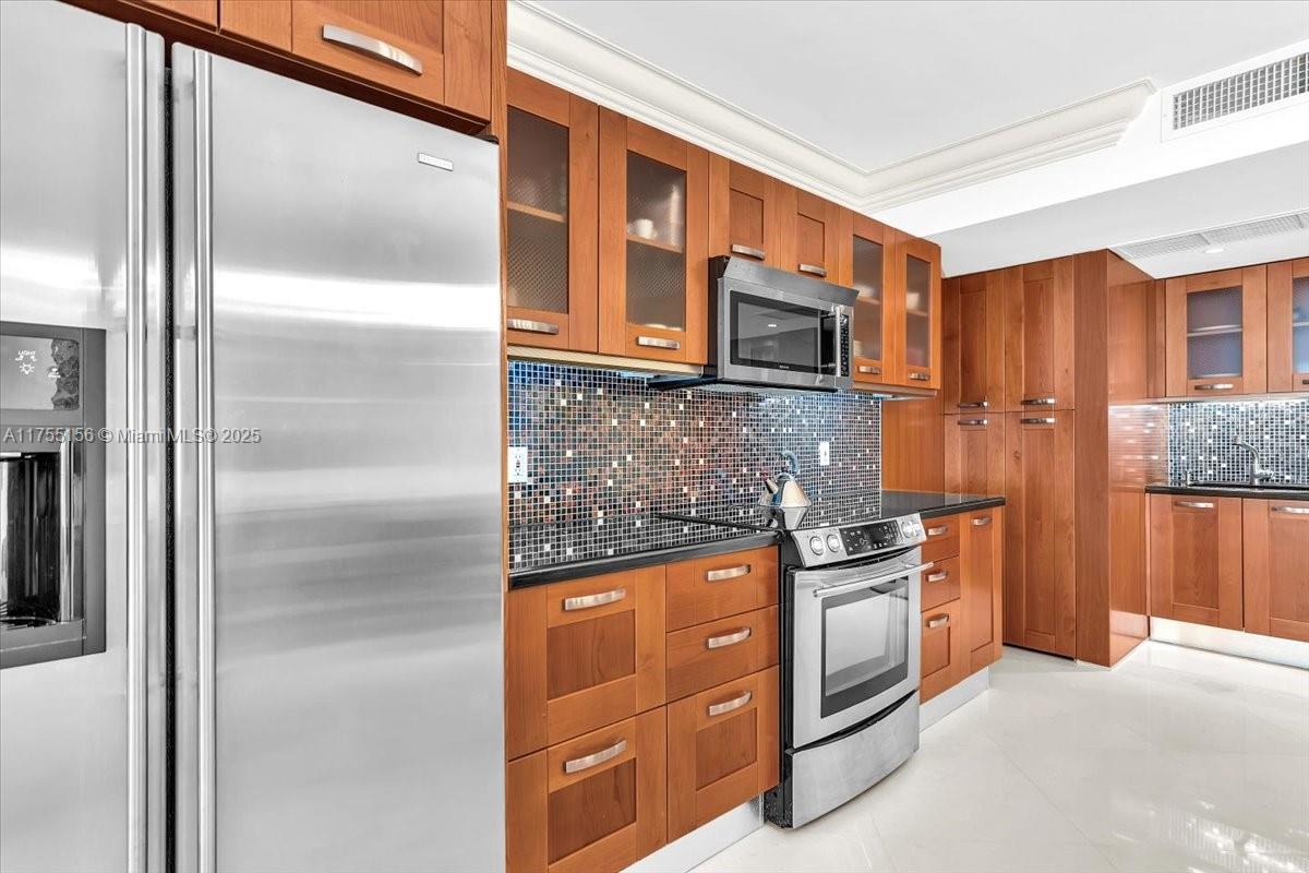 Listing Photo 15