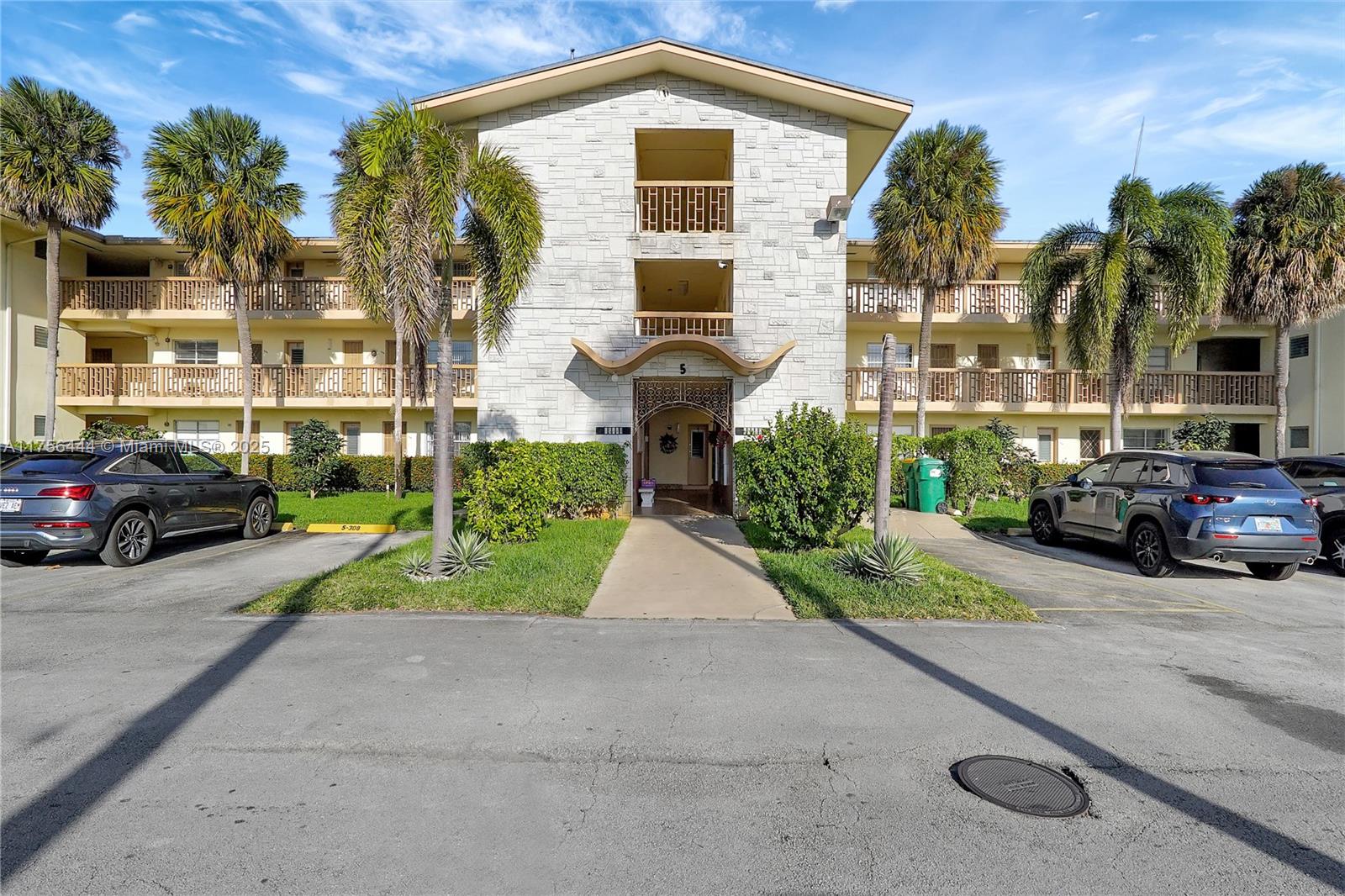 17001 NE 13th Ave #308, Miami, Florida image 20