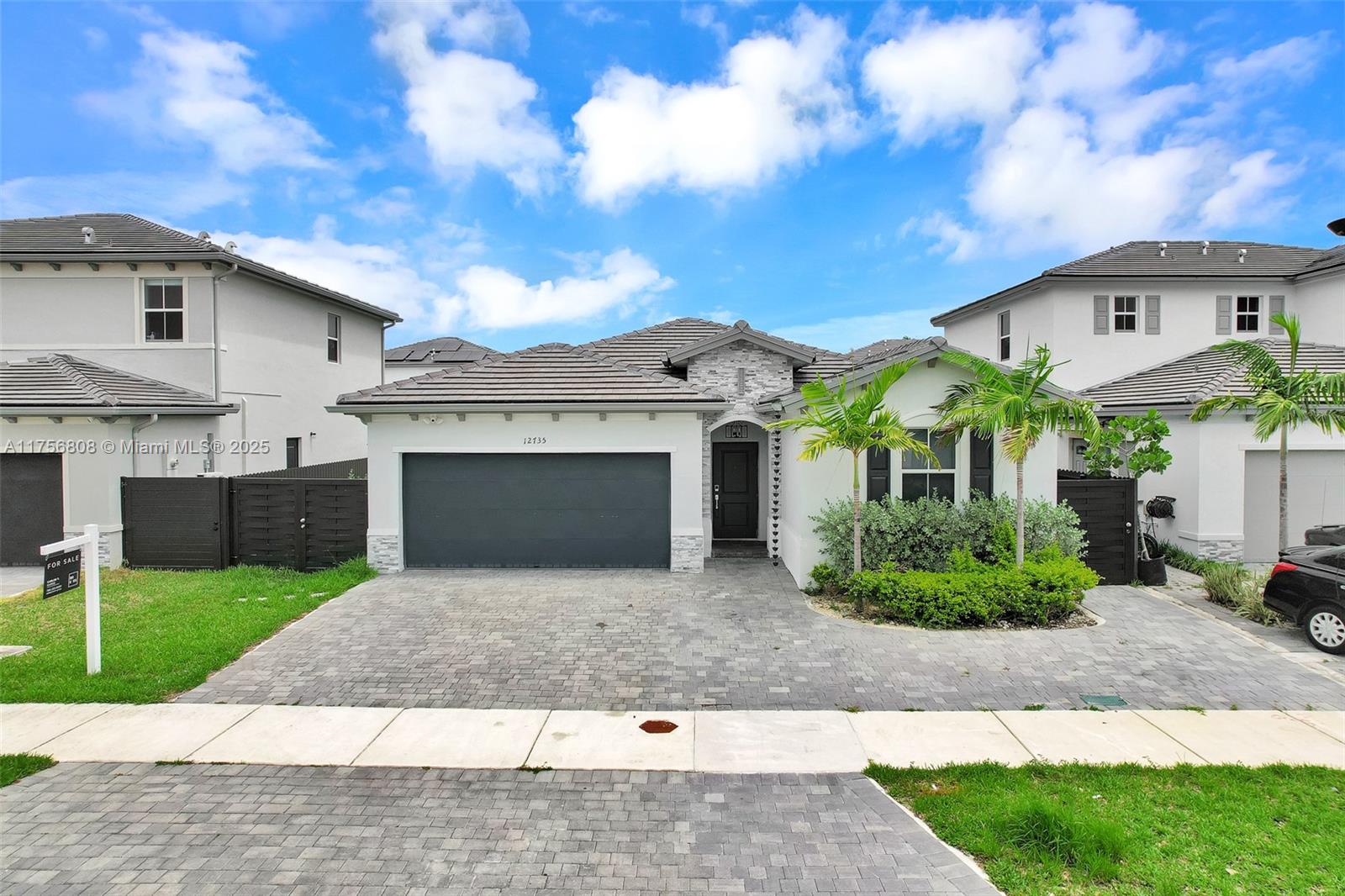 12735 SW 211th St, Miami, Florida image 1