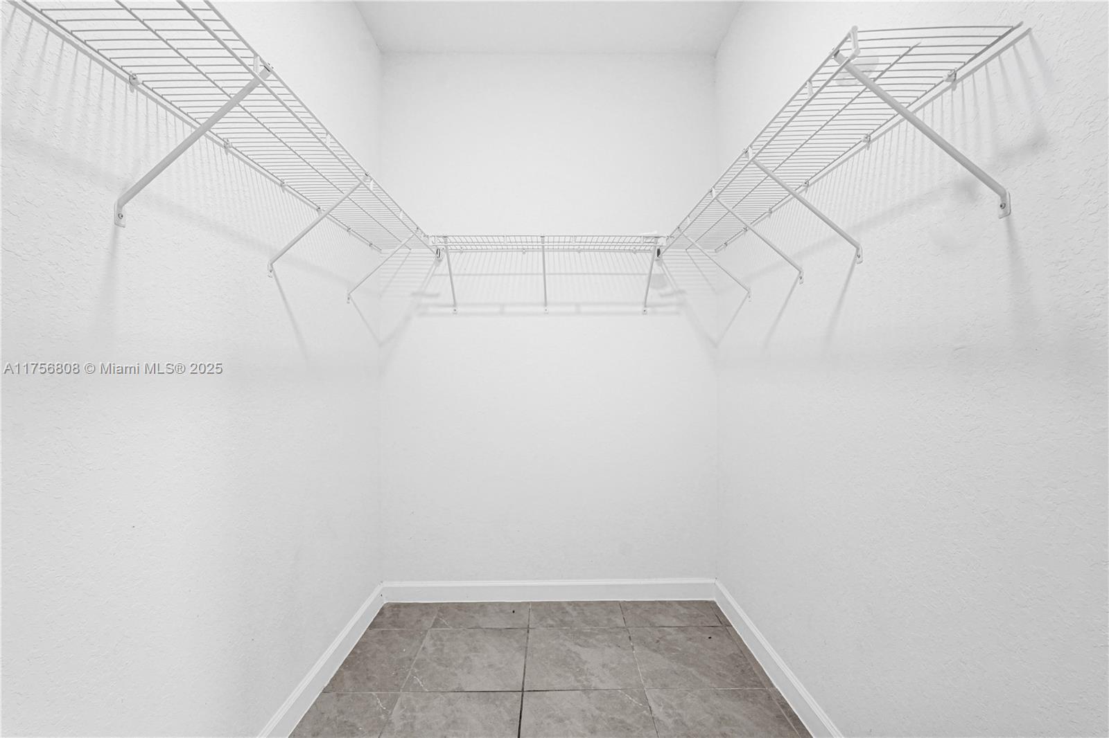 12735 SW 211th St, Miami, Florida image 12